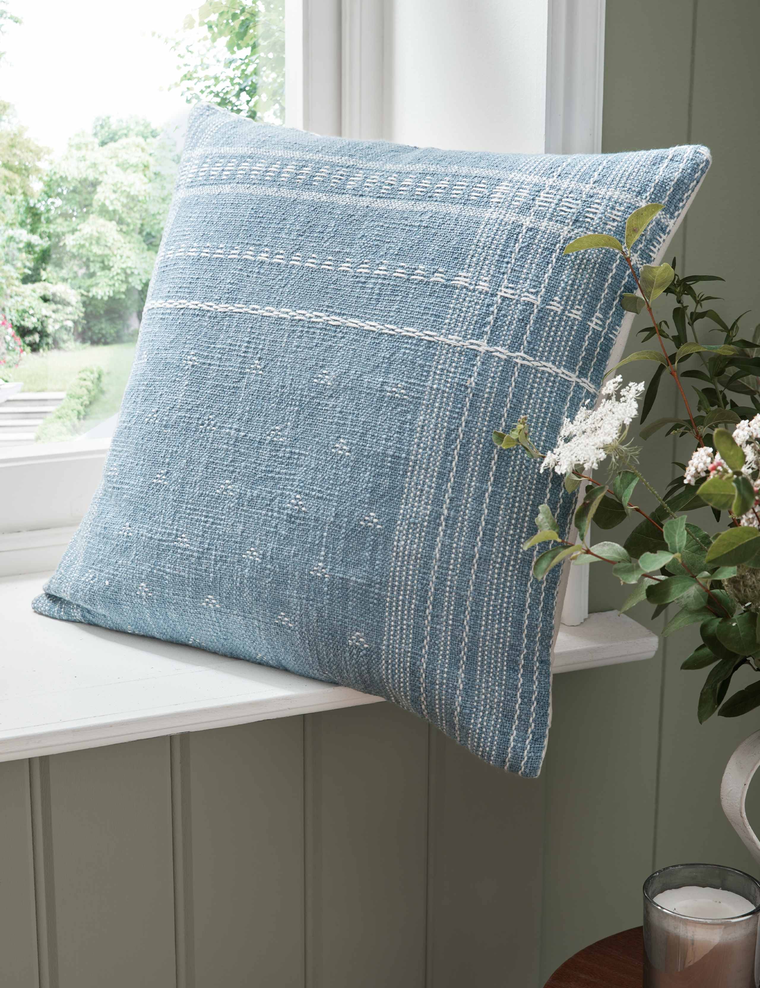 Mawsley Woven Textured Cushion