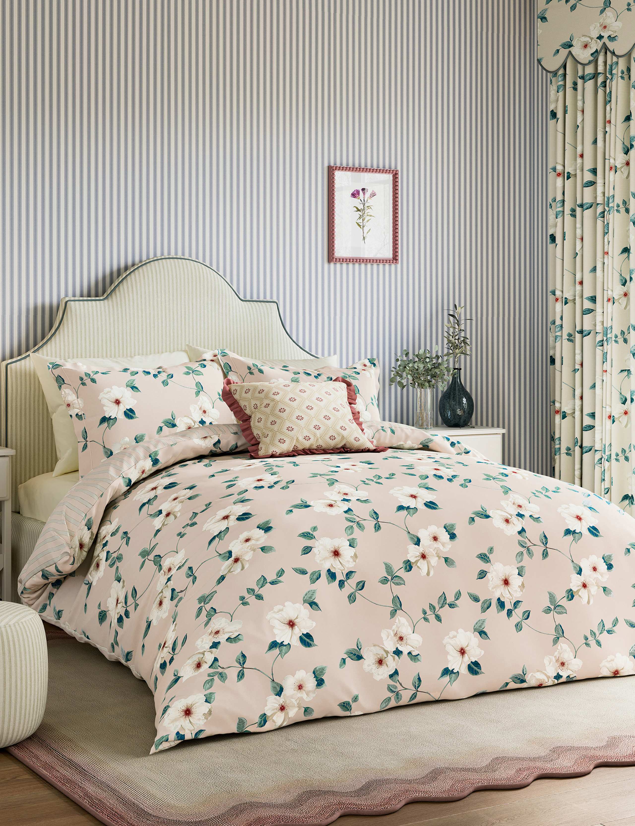 Pure Cotton Poets Rose Bedding Set