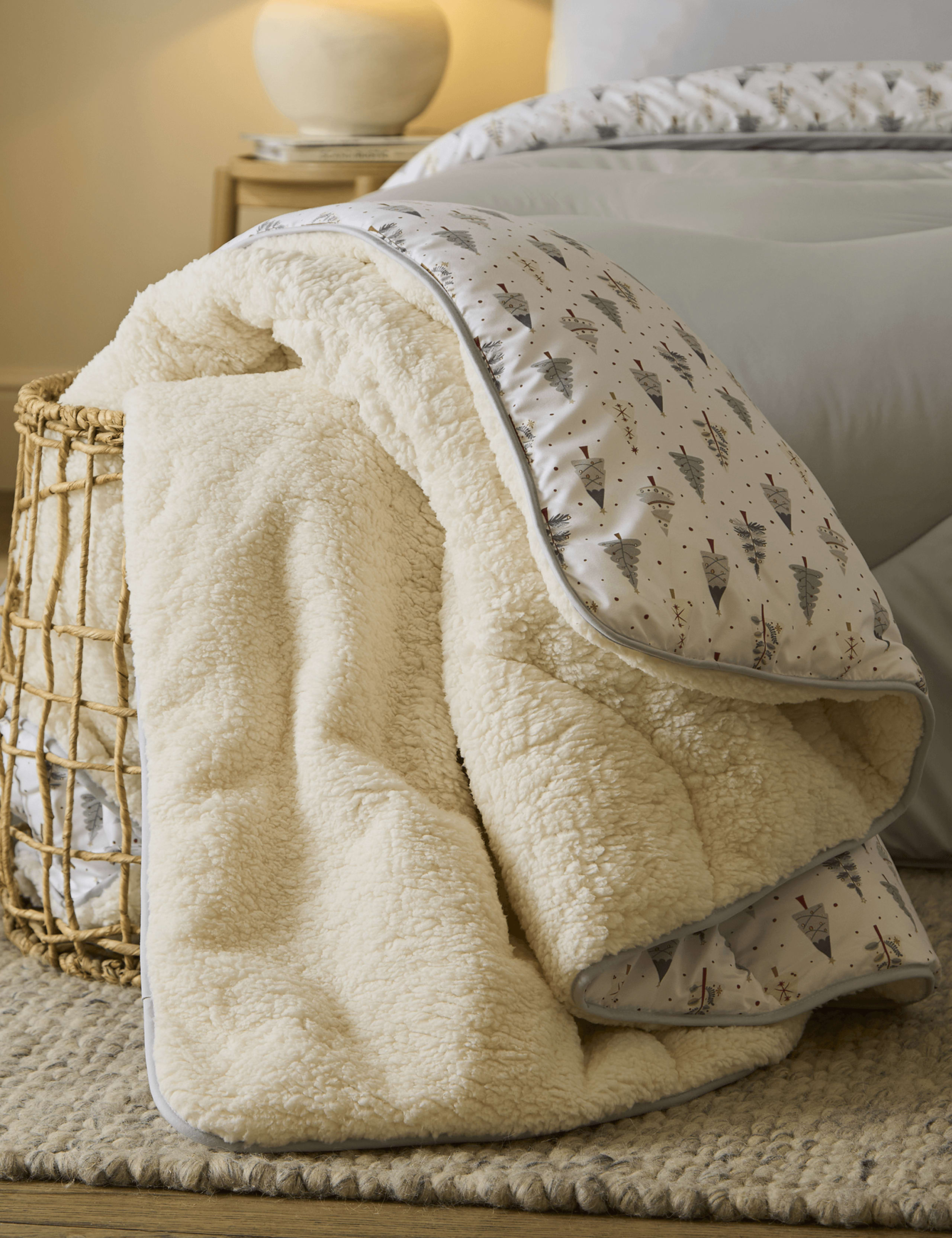 Christmas Tree Sherpa Fleece 9 Tog Throw