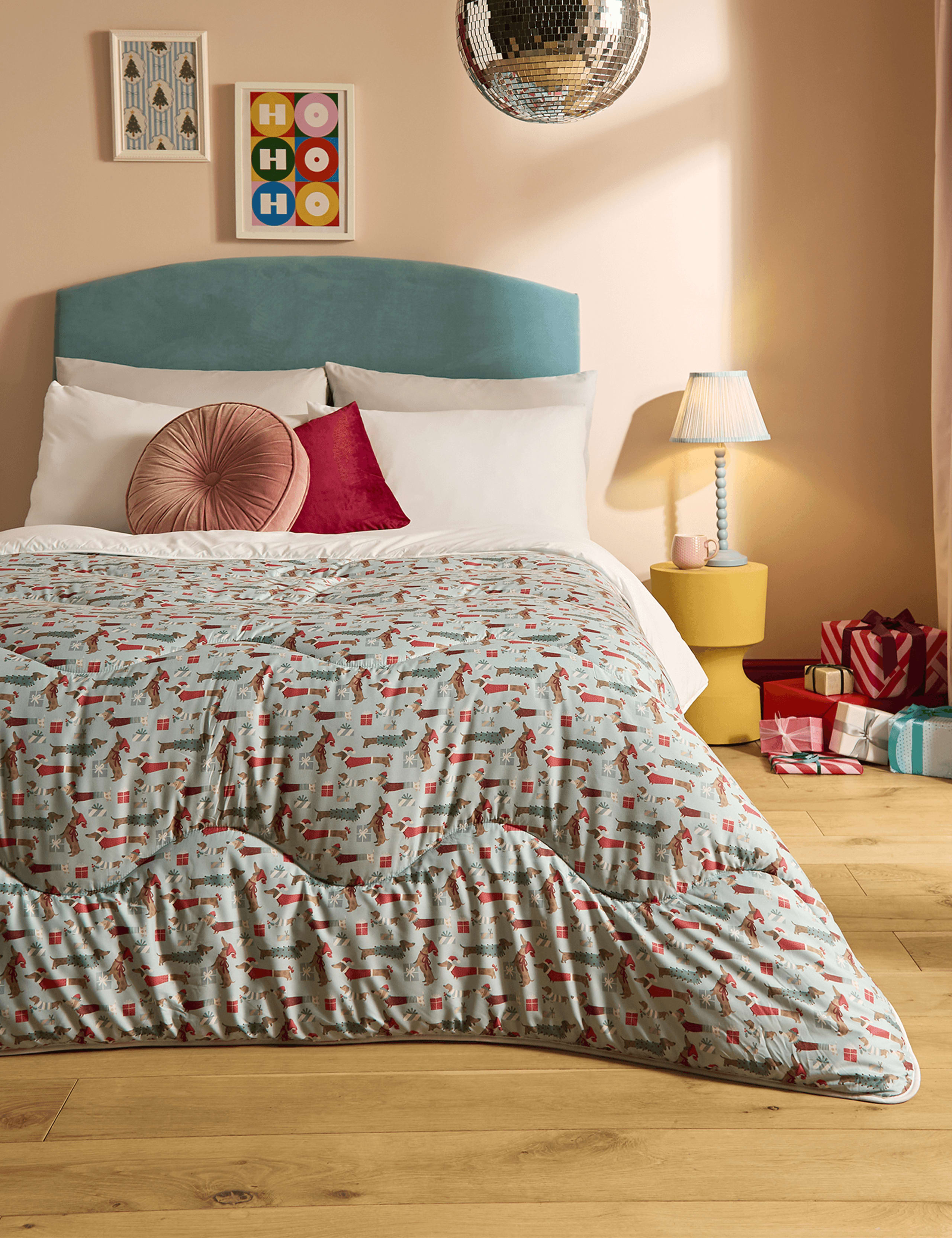 Dogs 10.5 Tog Coverless Duvet & Pillowcase Set