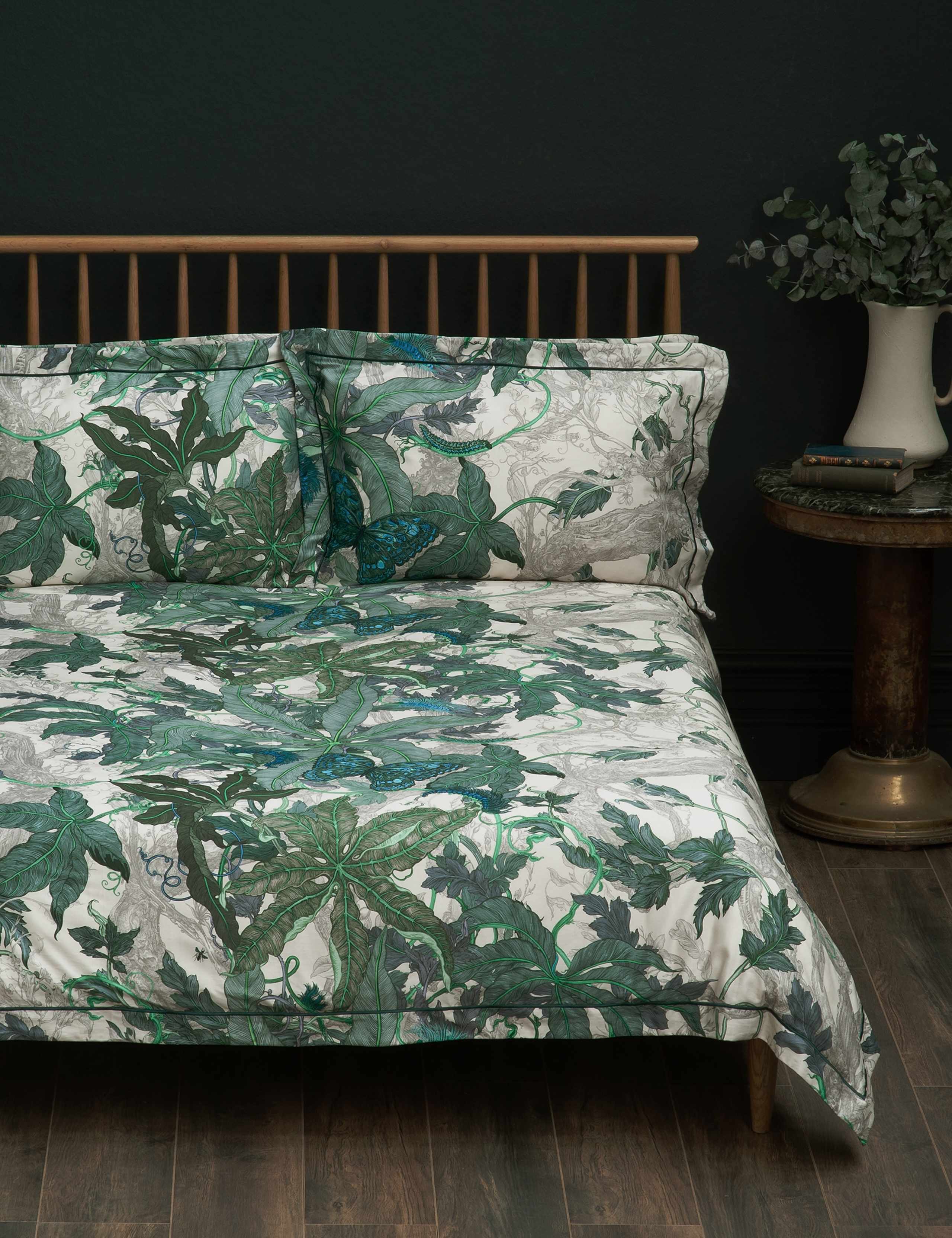 Pure Cotton Sateen Leaforia Bedding Set