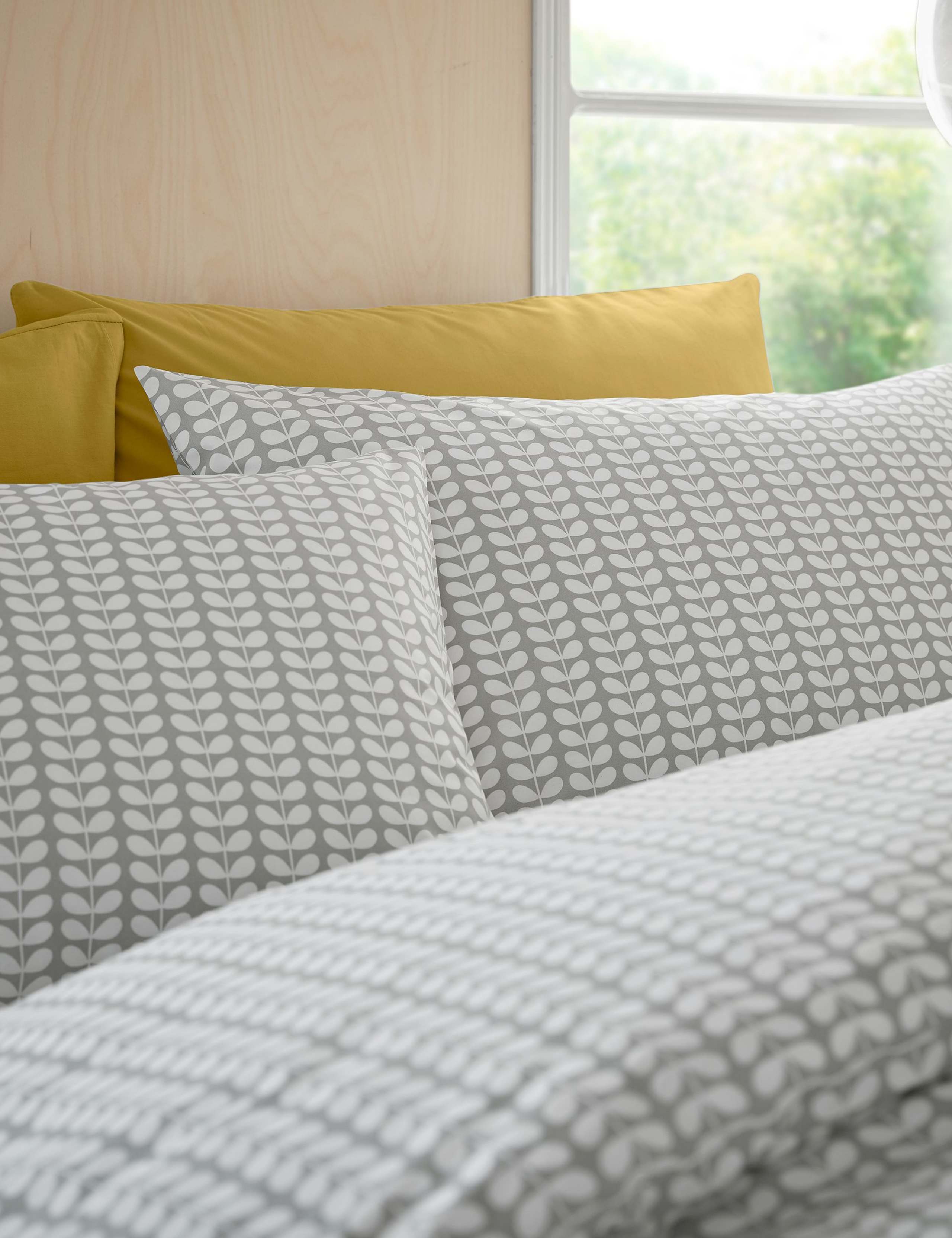 2 Pack Pure Cotton Floral Pillowcases