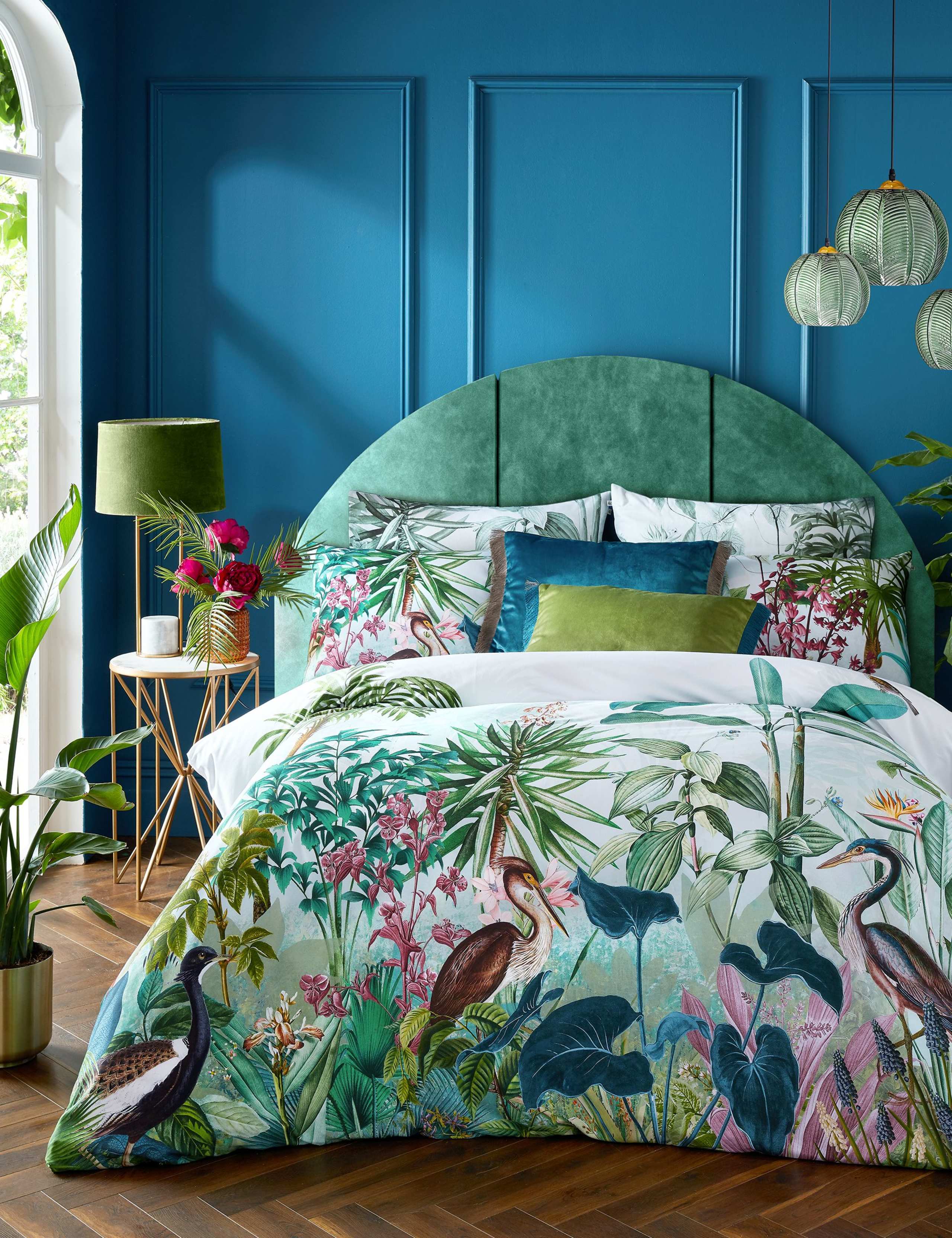 Chinoiserie Garden Reversible Bedding Set