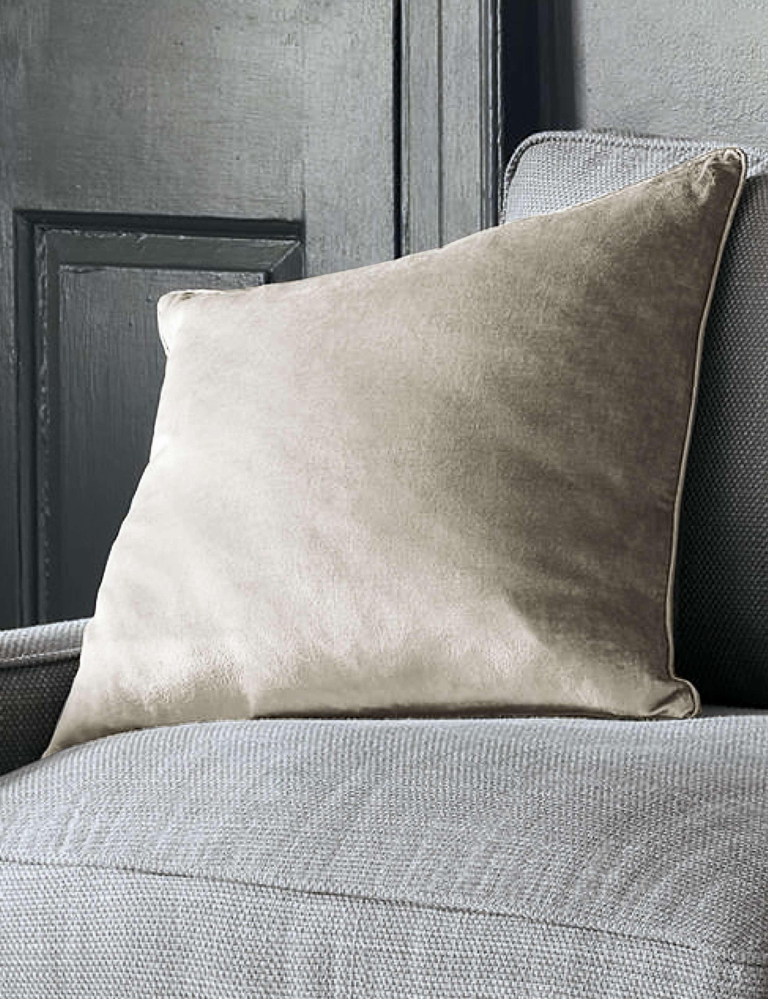 Velvet Nigella Cushion