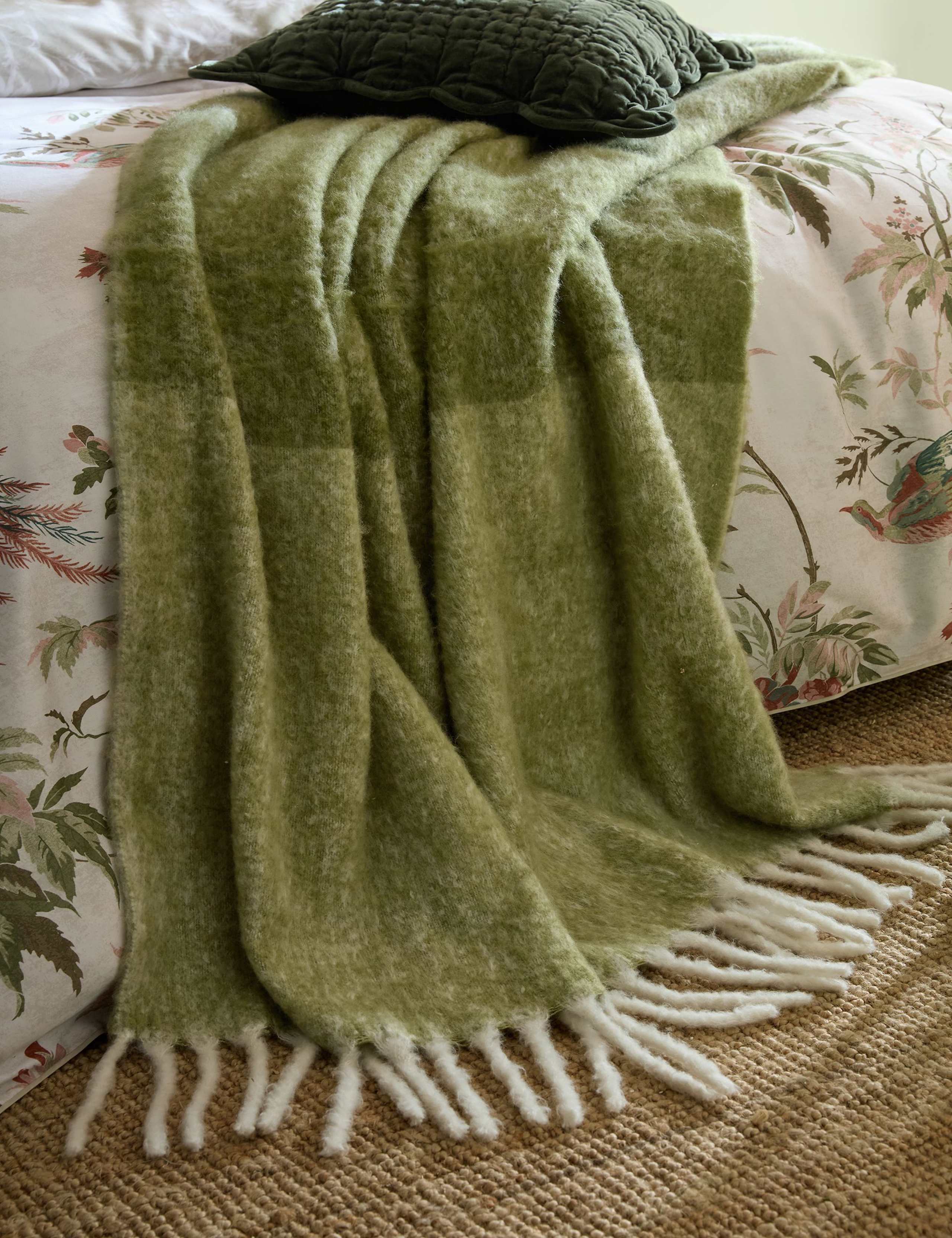 Bronwen Tassled Throw with Wool
