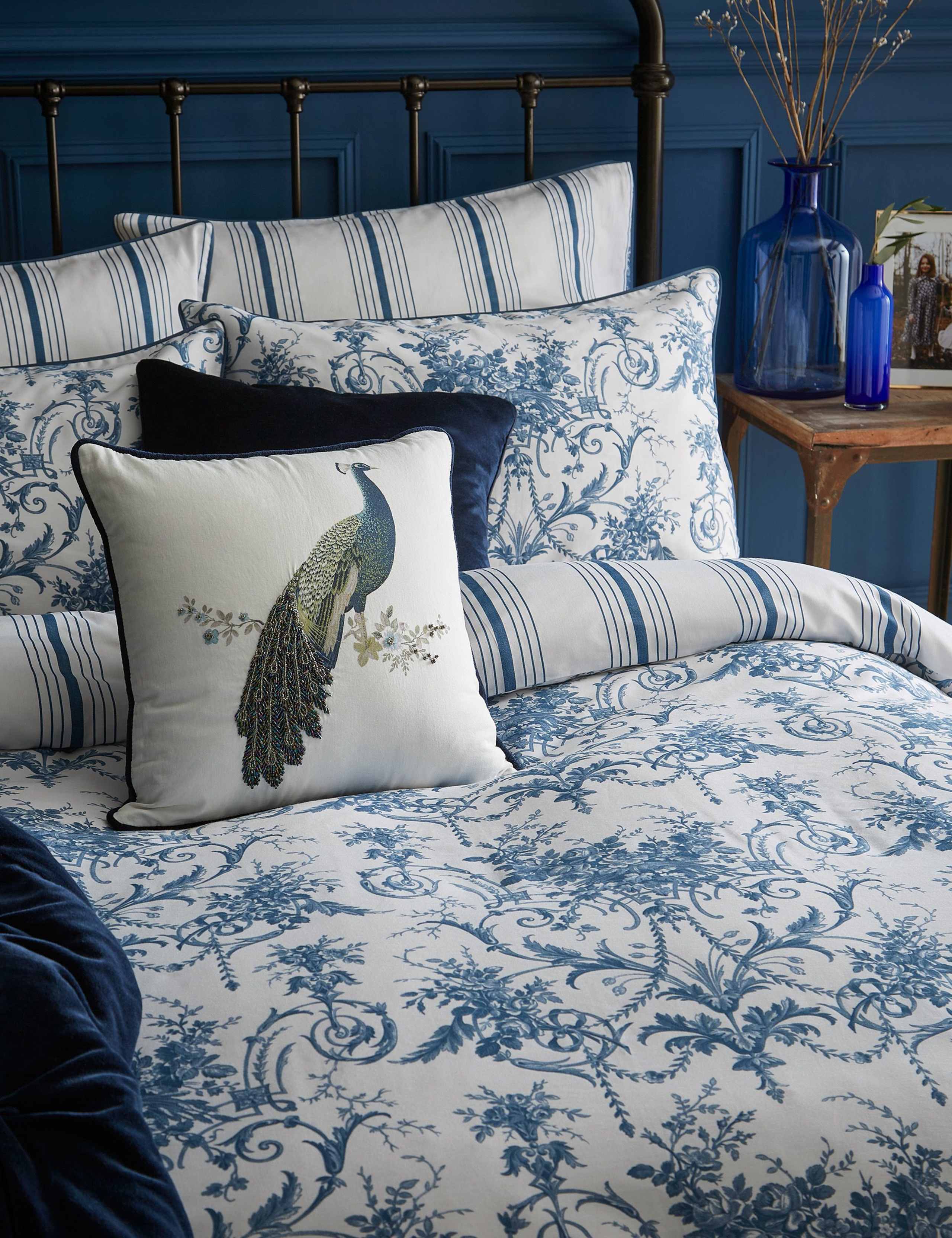 2 Pack Pure Cotton Tuileries Pillowcases