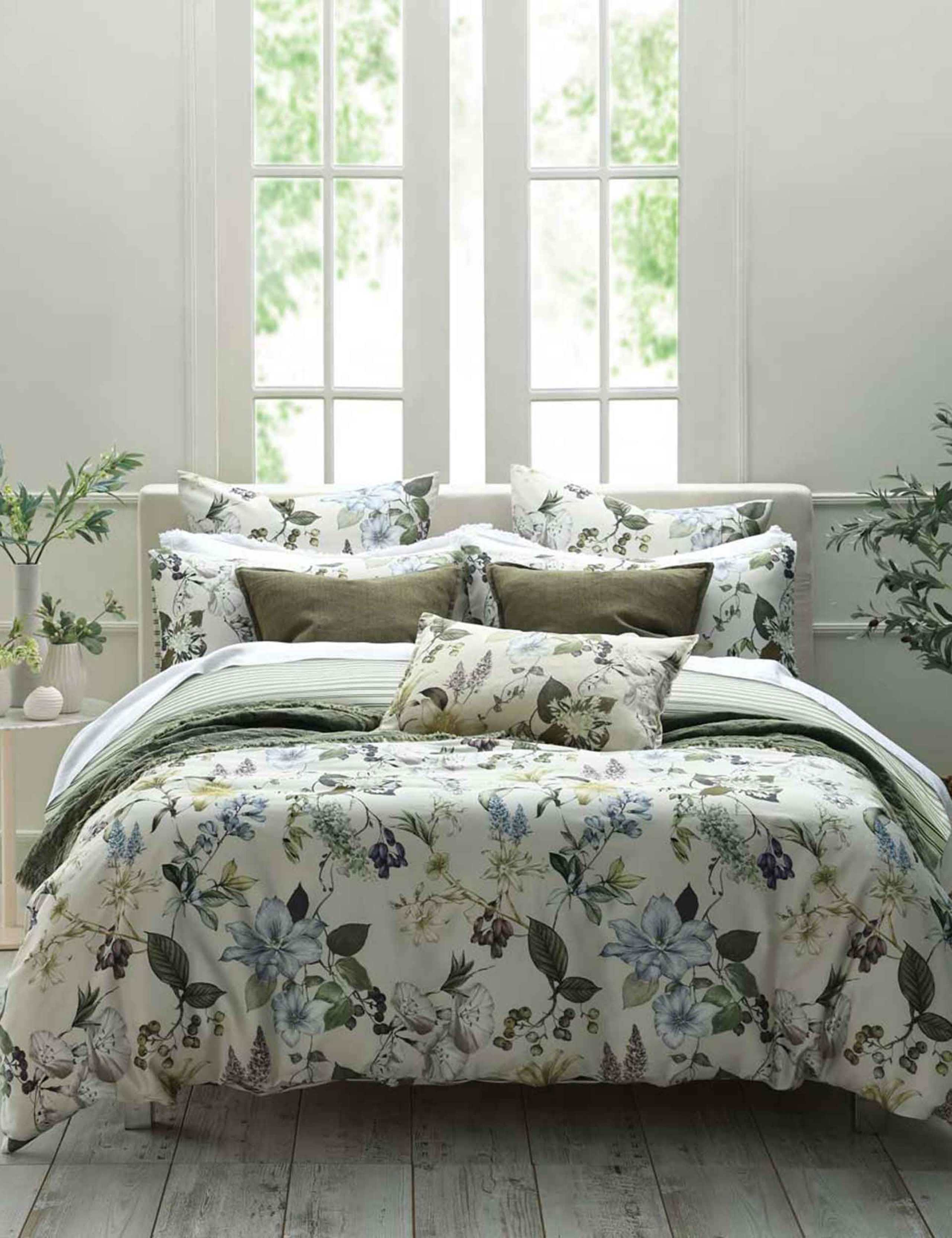 Pure Cotton Sanctuary Reversible Bedding Set