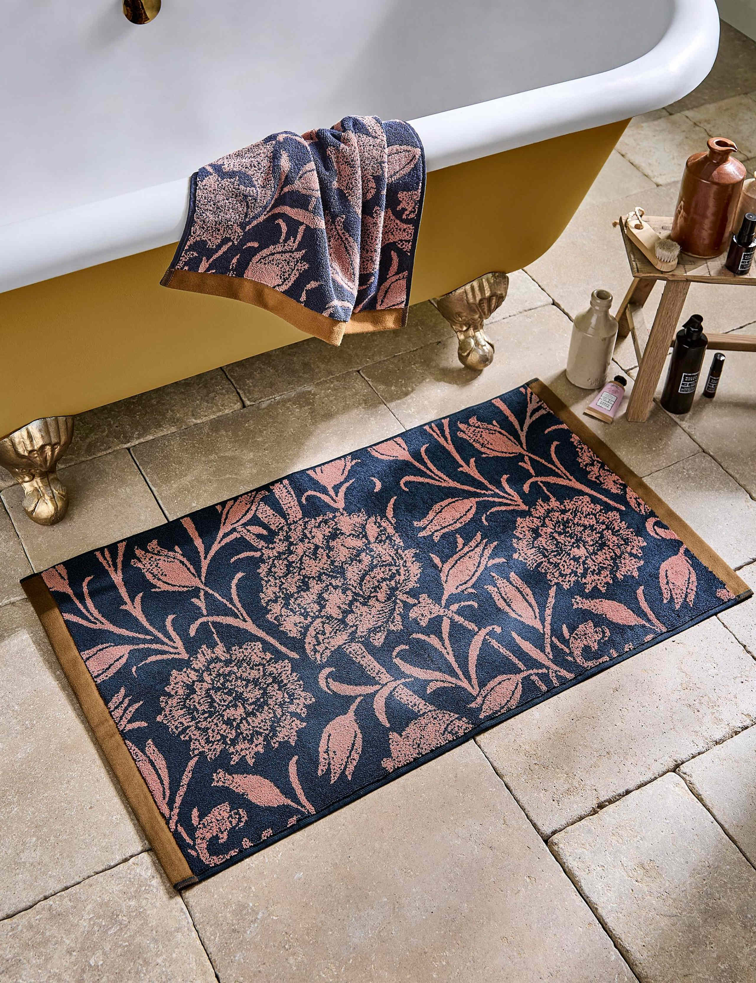 Pure Cotton Wild Tulip Bath Mat