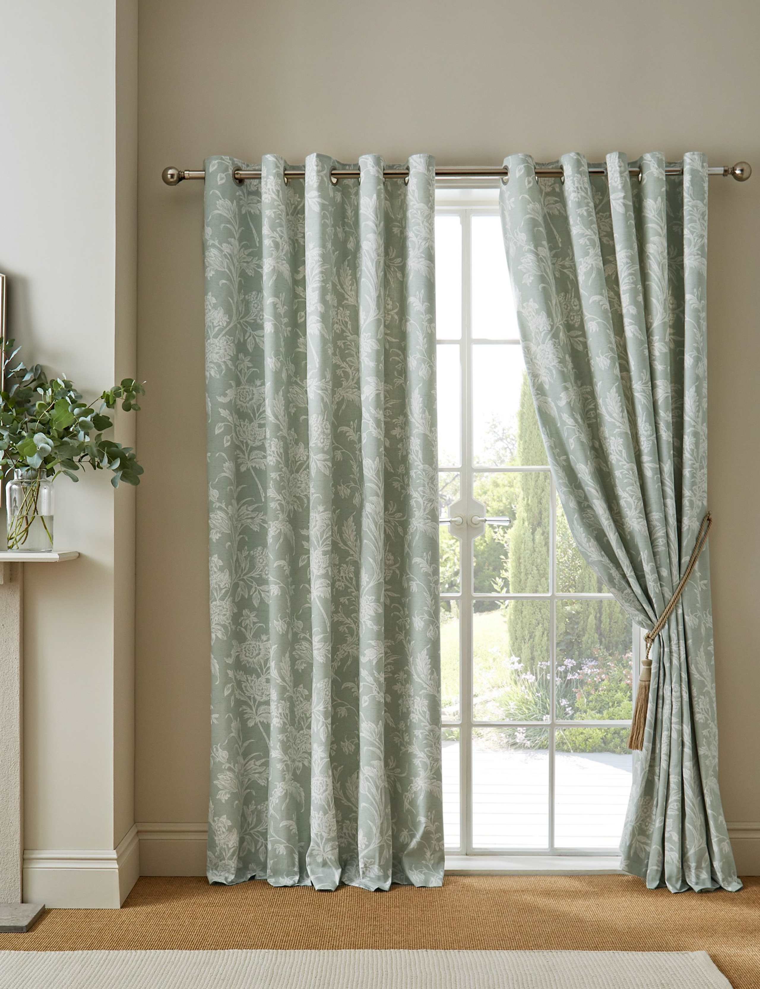 Lloyd Pure Cotton Eyelet Curtains
