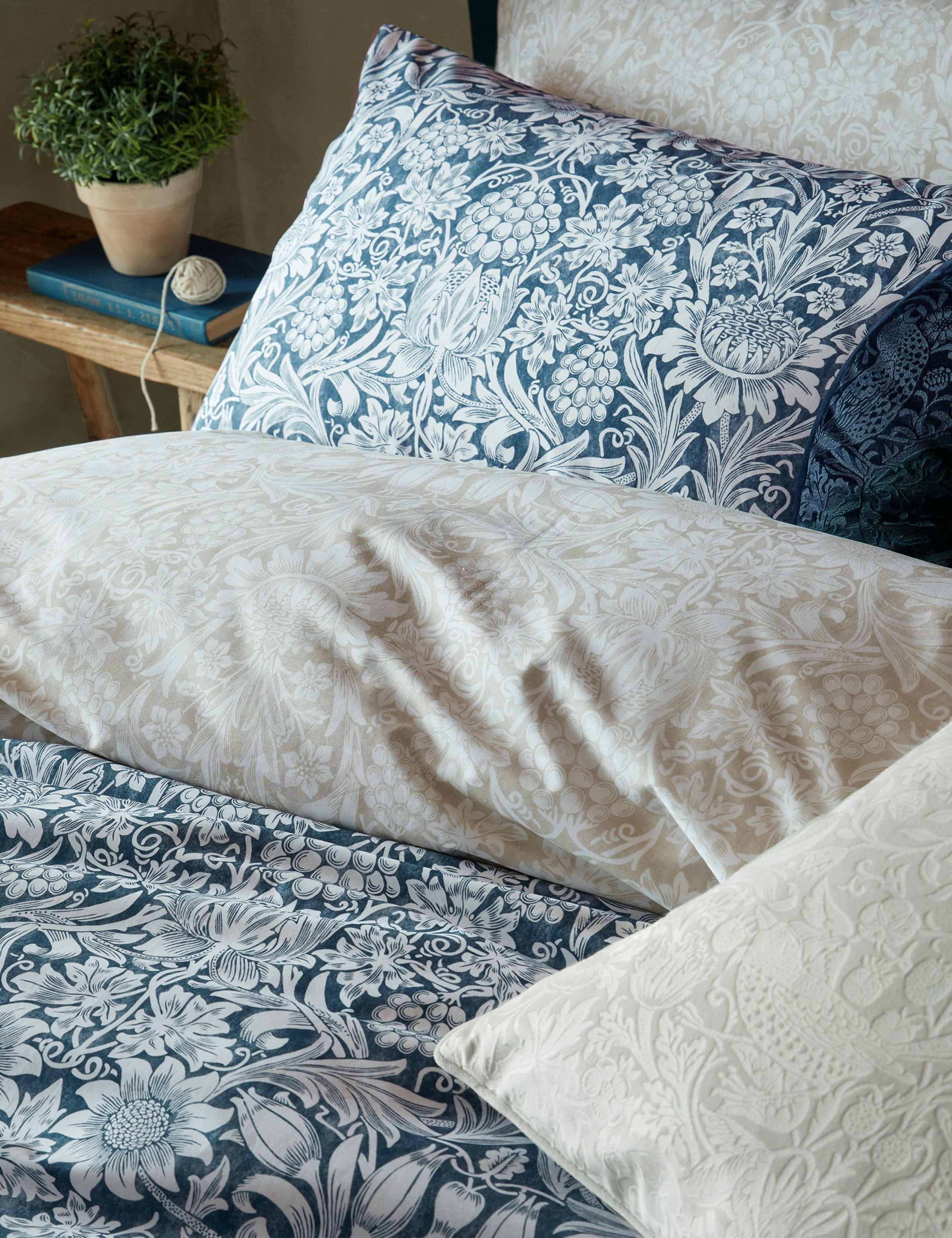 Set of 2 Pure Cotton Sunflower Pillowcases