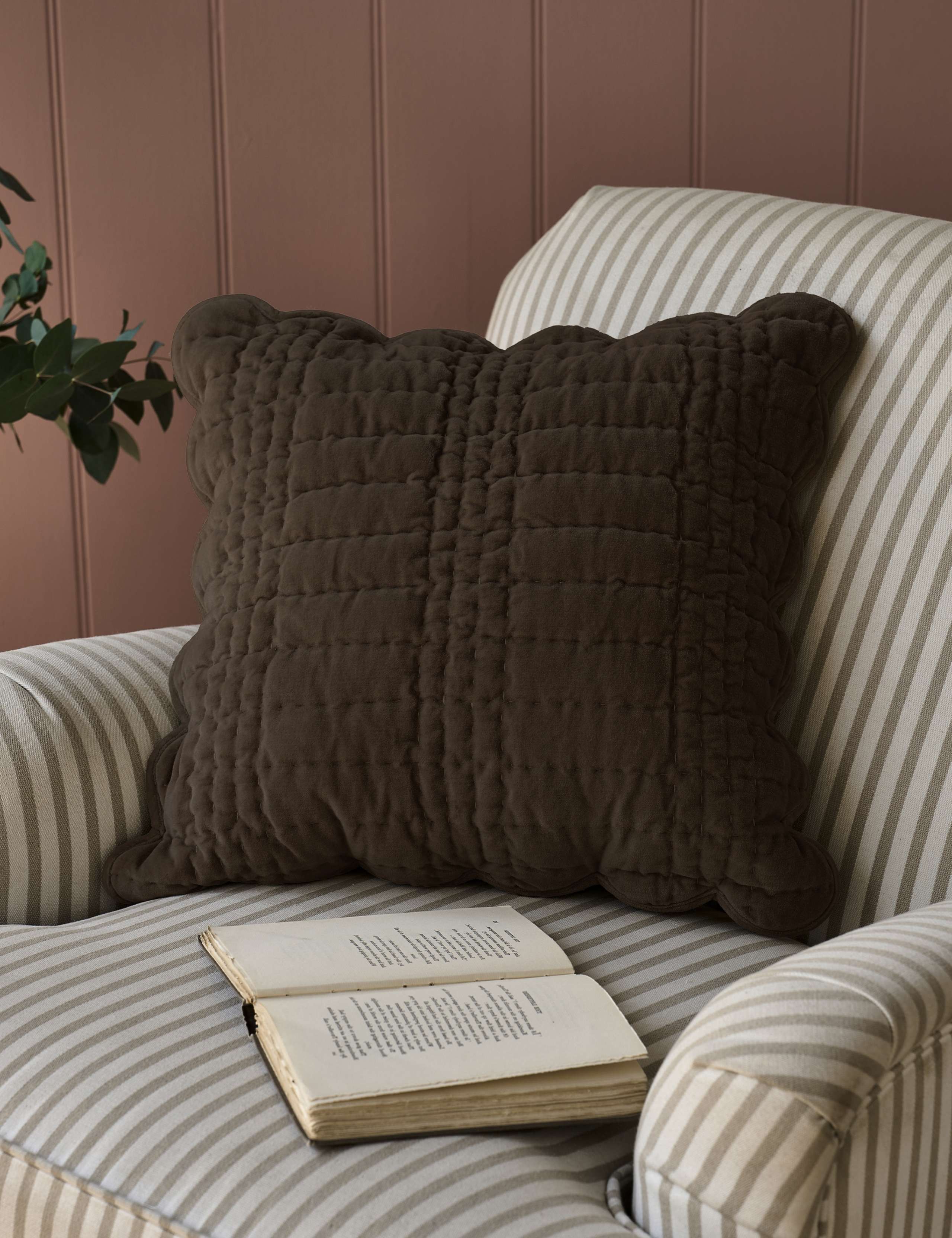 Velvet Scalloped Cushion