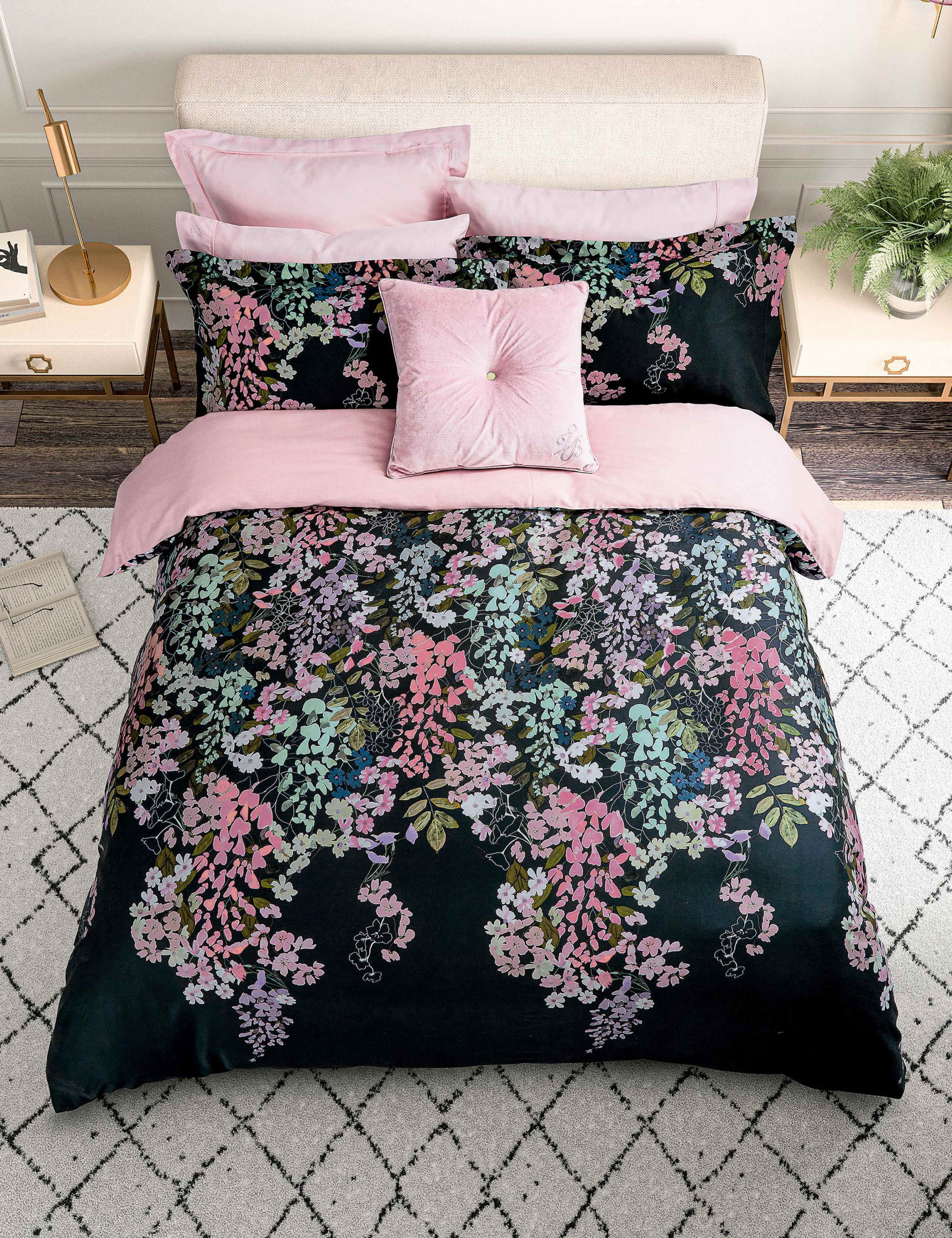 Pure Cotton Wisteria Bedding Set