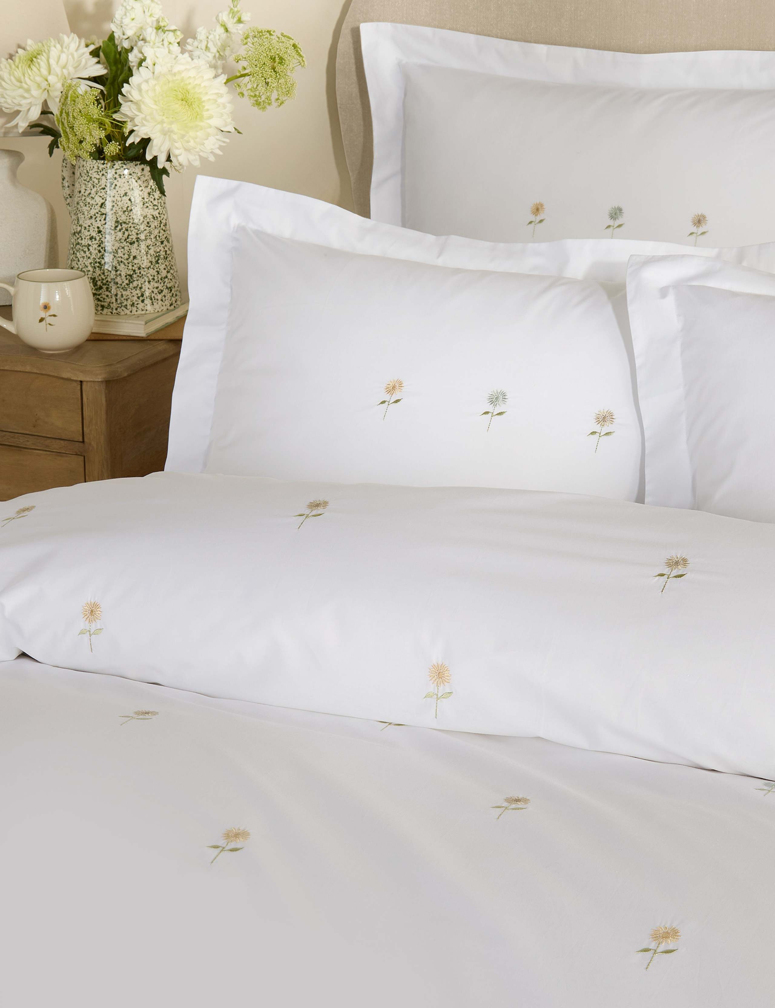 2 Pack Pure Cotton Embroidered Sunflowers Oxford Pillowcases