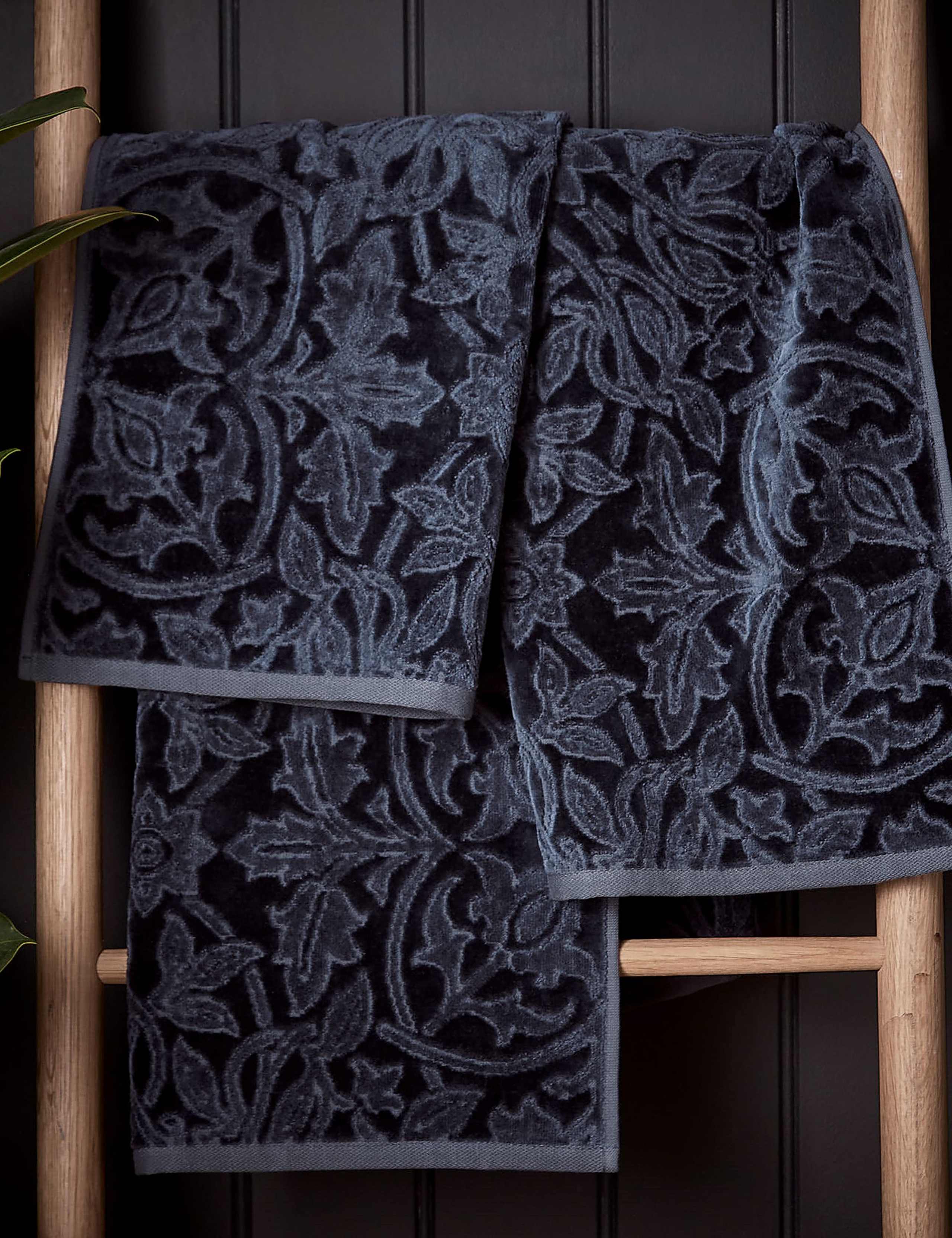 Cotton Rich St James Jacquard Towel