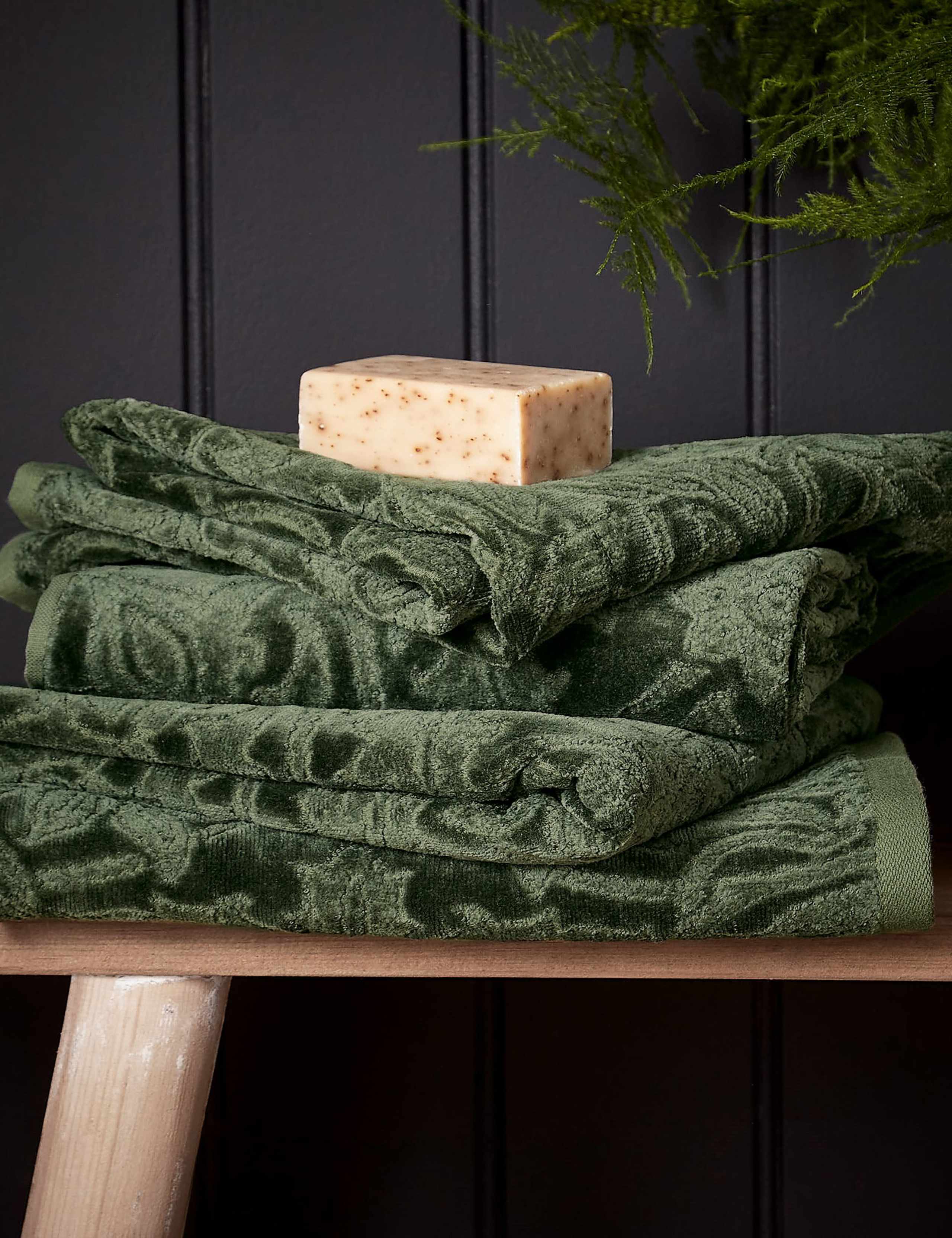Cotton Rich St James Jacquard Towel