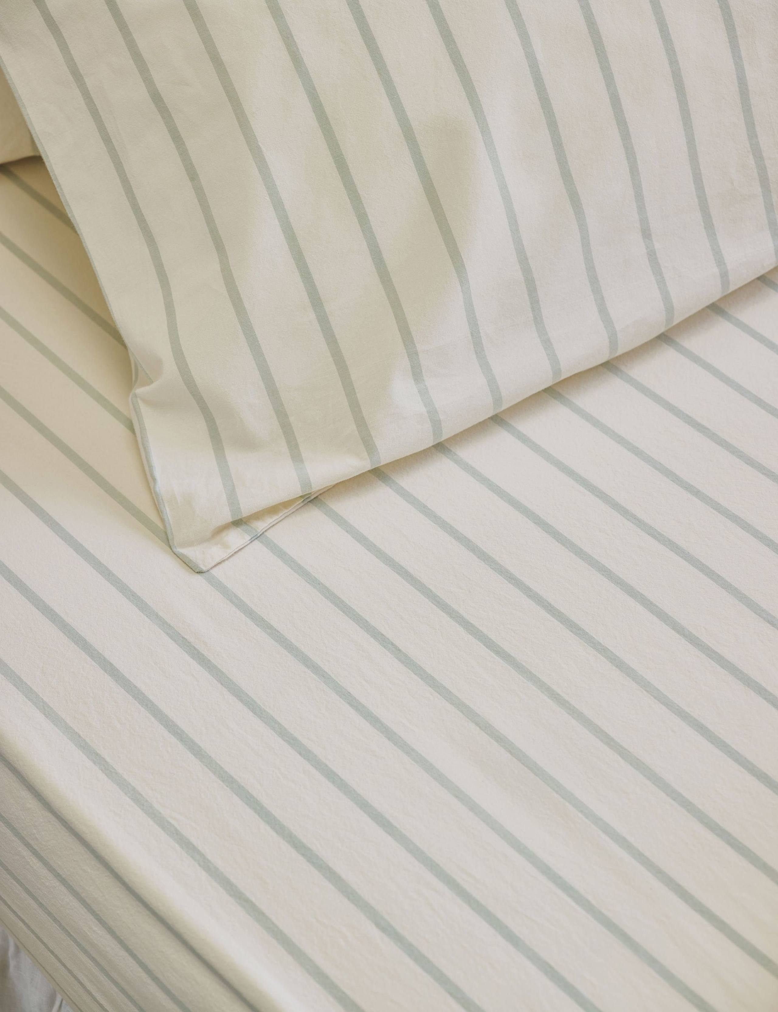 Pure Cotton Striped Fitted Sheet
