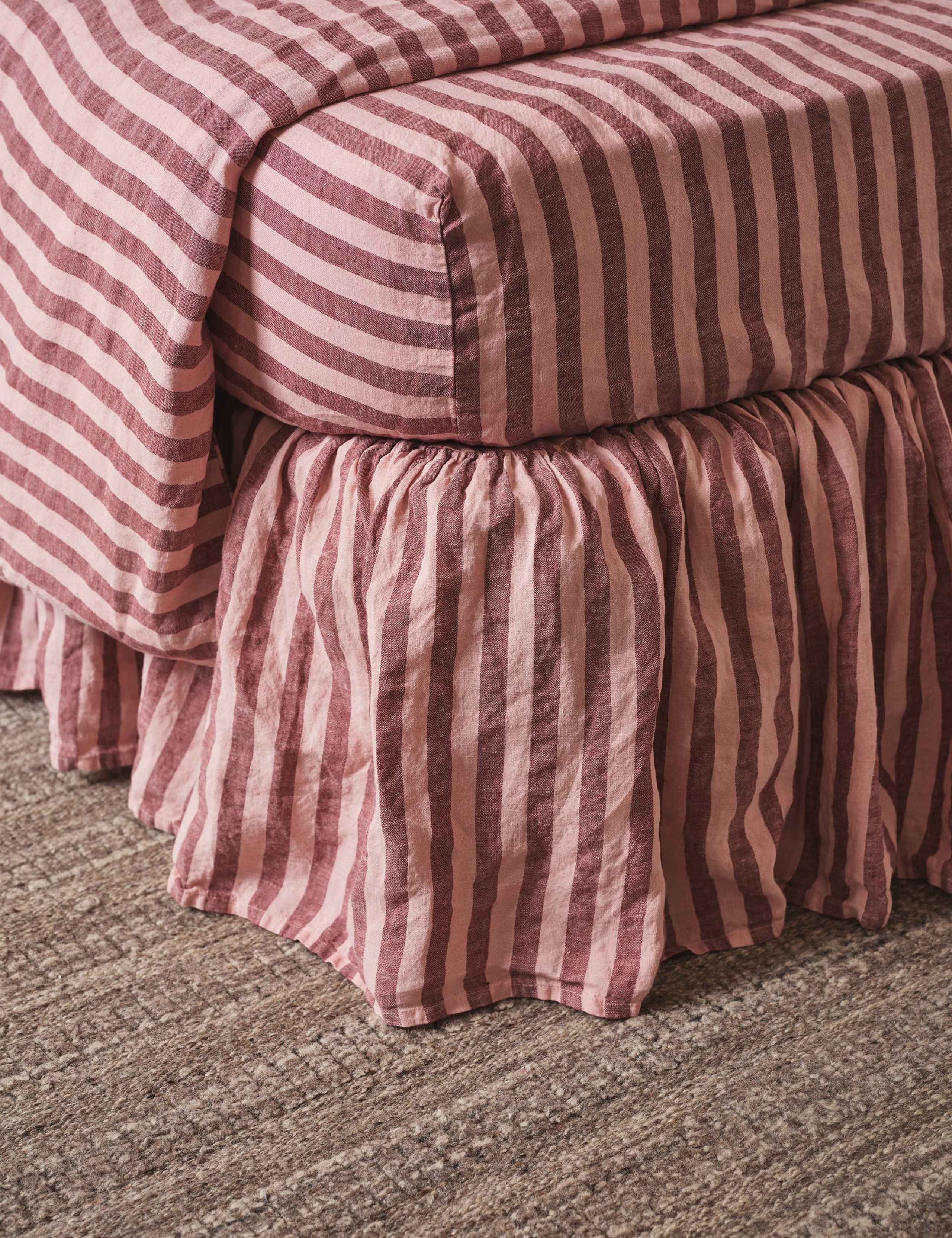 Linen Rich Pembroke Striped Valance Sheet