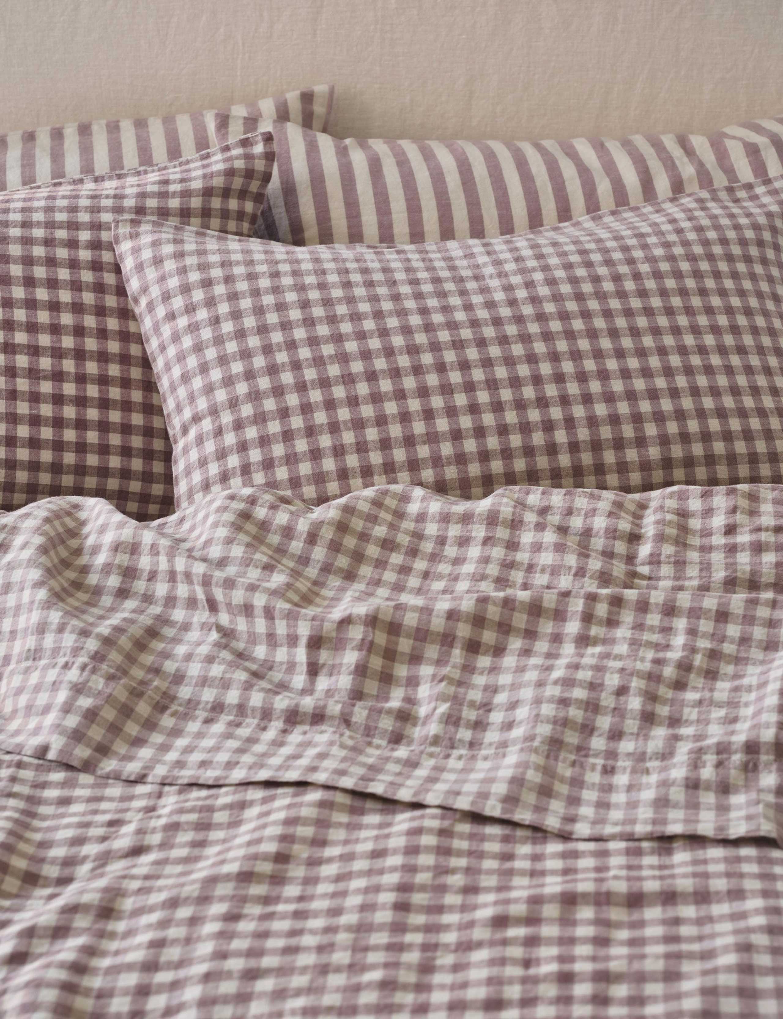 Linen Rich Gingham Pillowcase Set