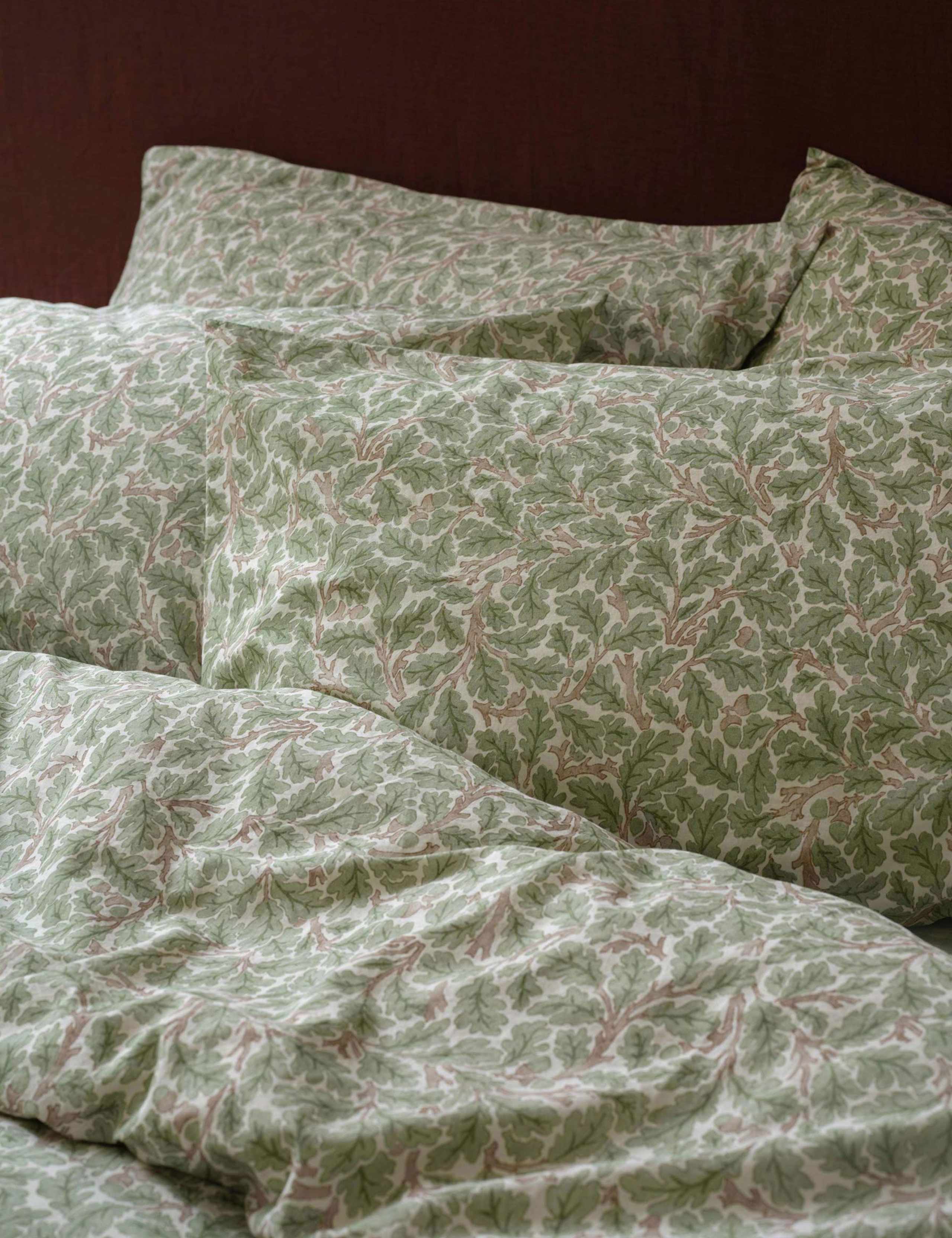 2 Pack Pure Cotton Oak Pillowcases