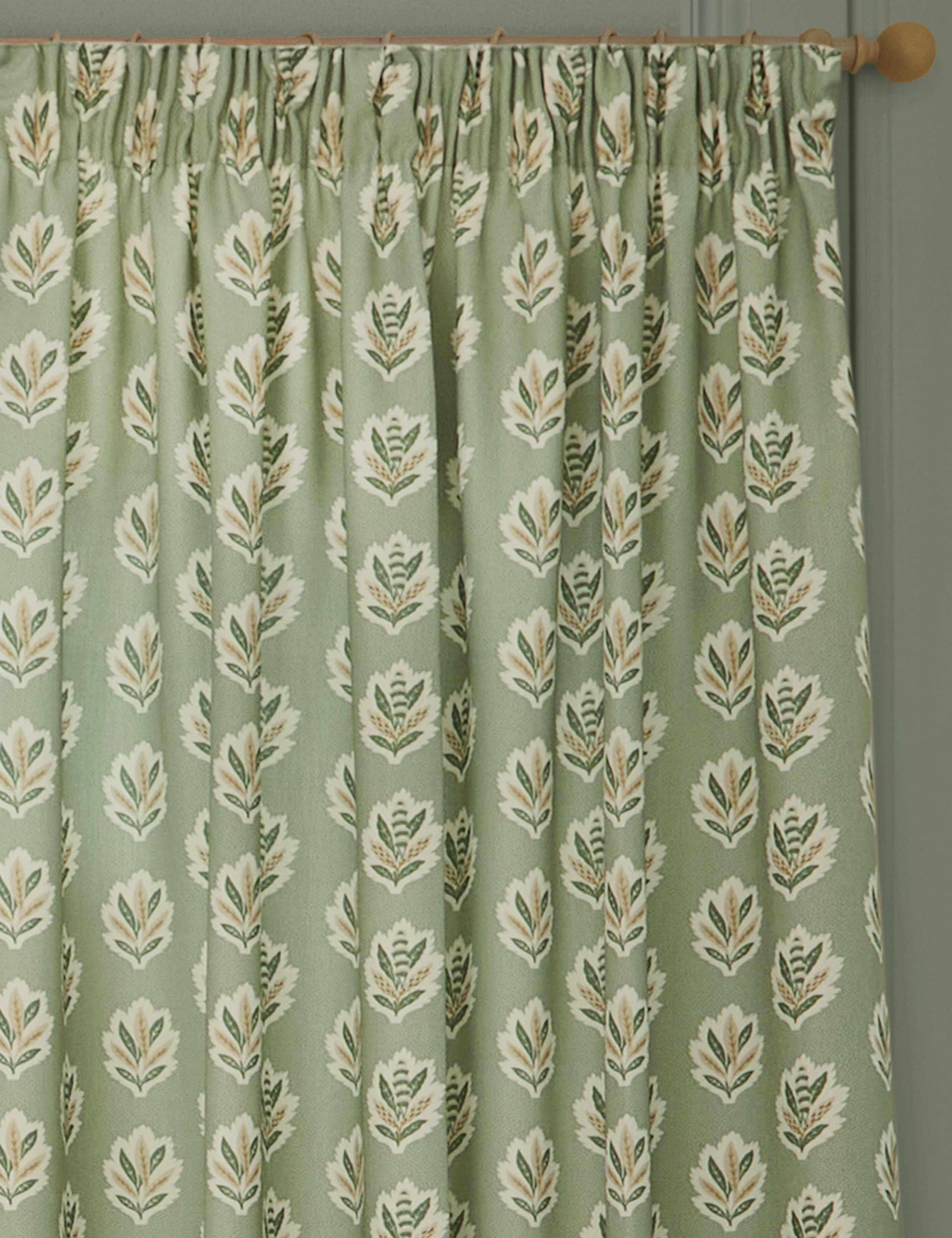Sessile Leaf Pencil Pleat Curtains