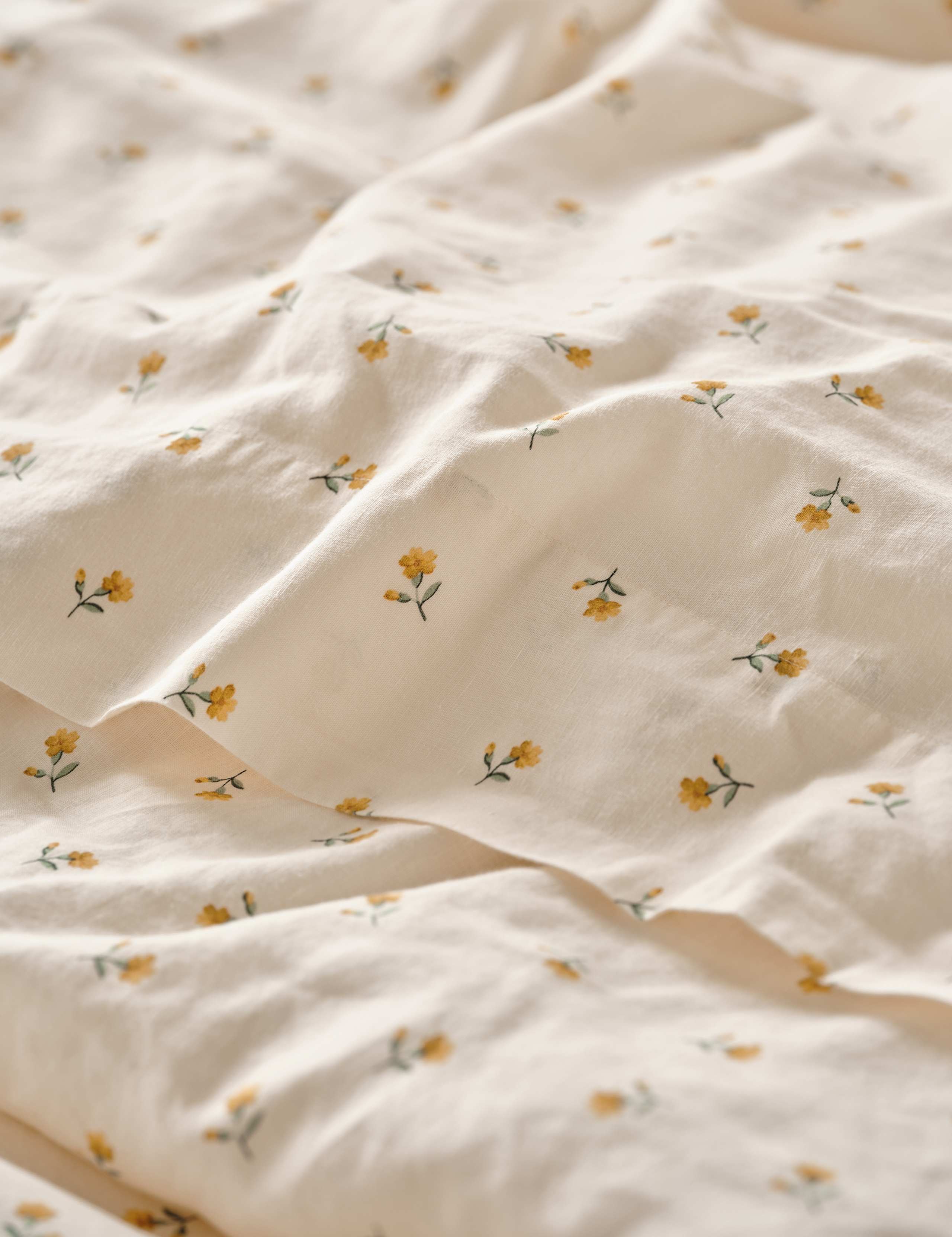 Linen Rich Posy Bud Flat Sheet