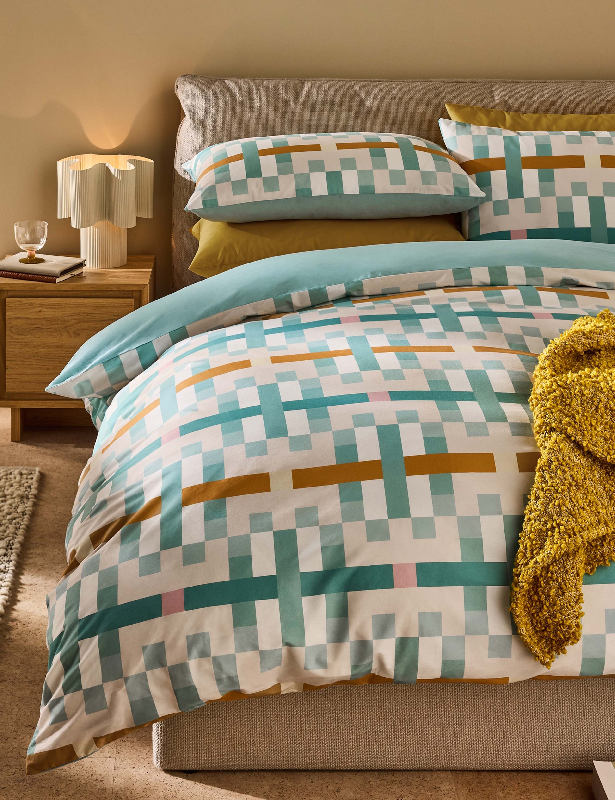 Pure Cotton Geometric Bedding Set