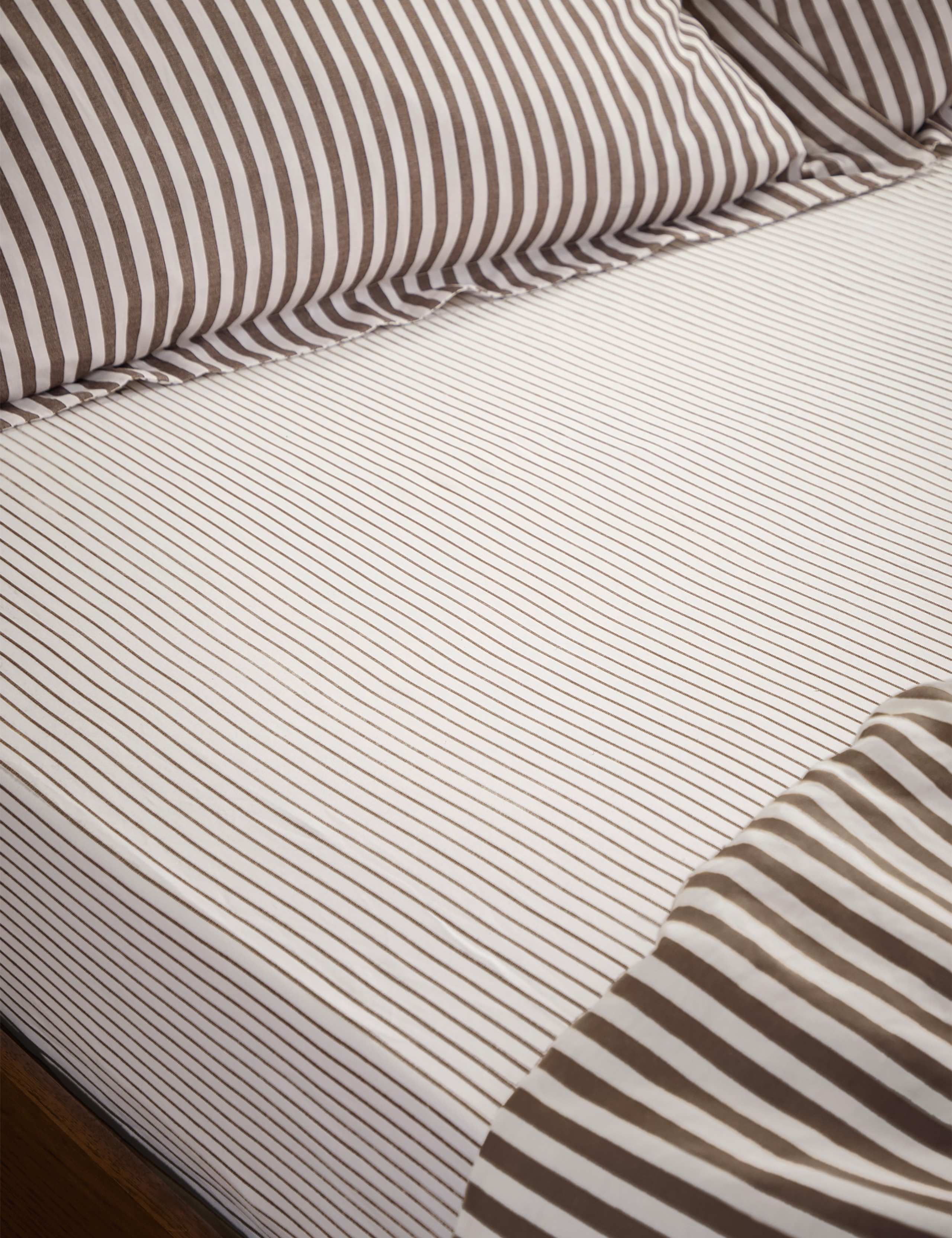 Pure Cotton Hebden Striped Fitted Sheet