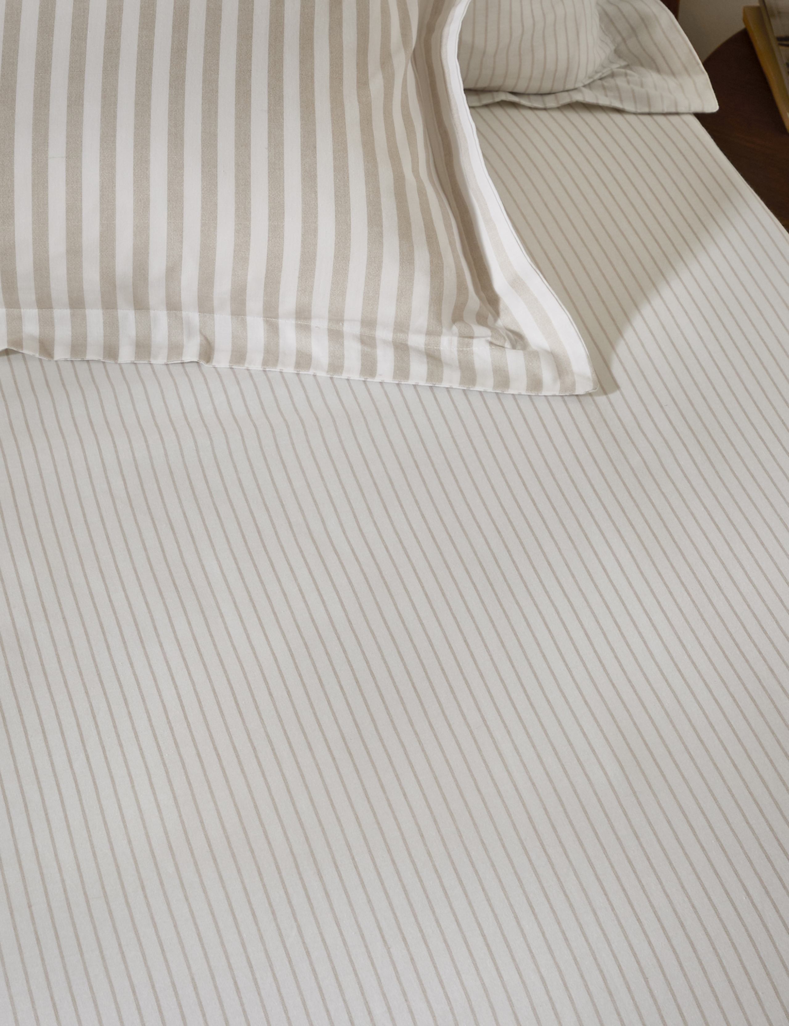 Pure Cotton Hebden Striped Fitted Sheet