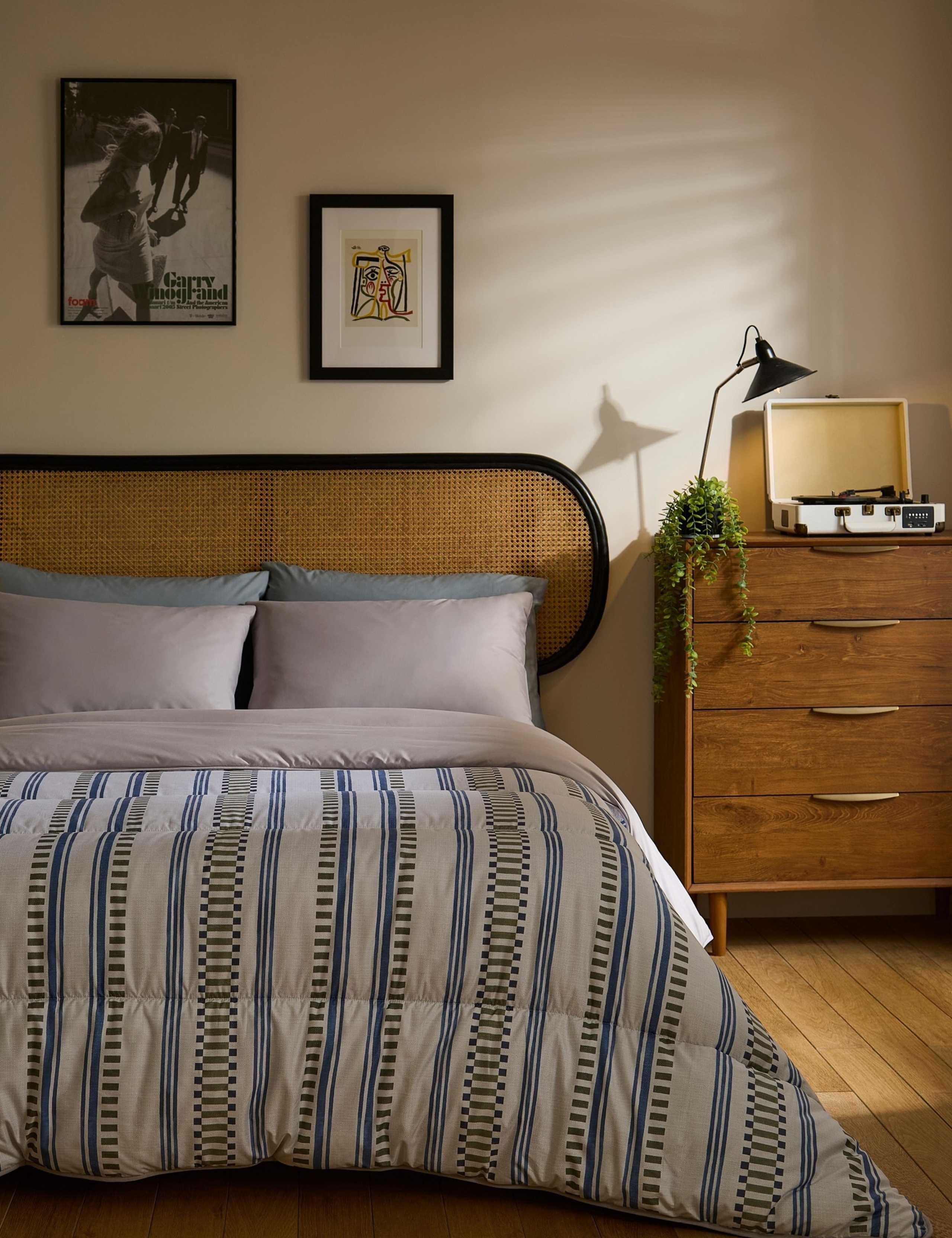 Striped 10.5 Tog Coverless Duvet Set