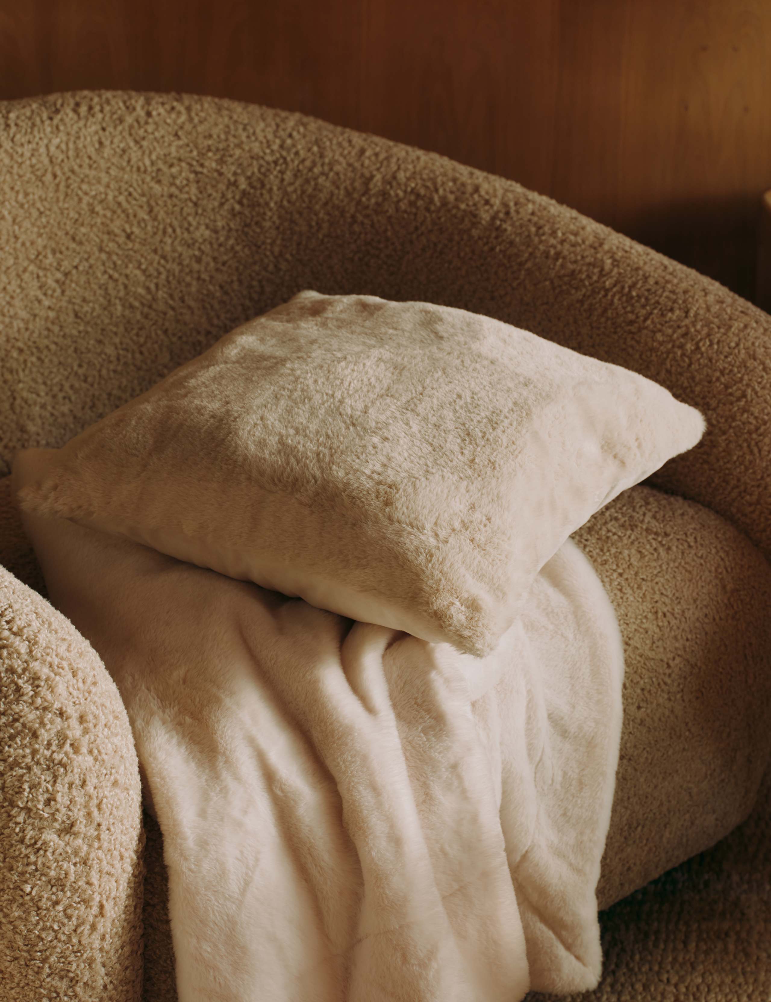 Supersoft Faux Fur Large Throw