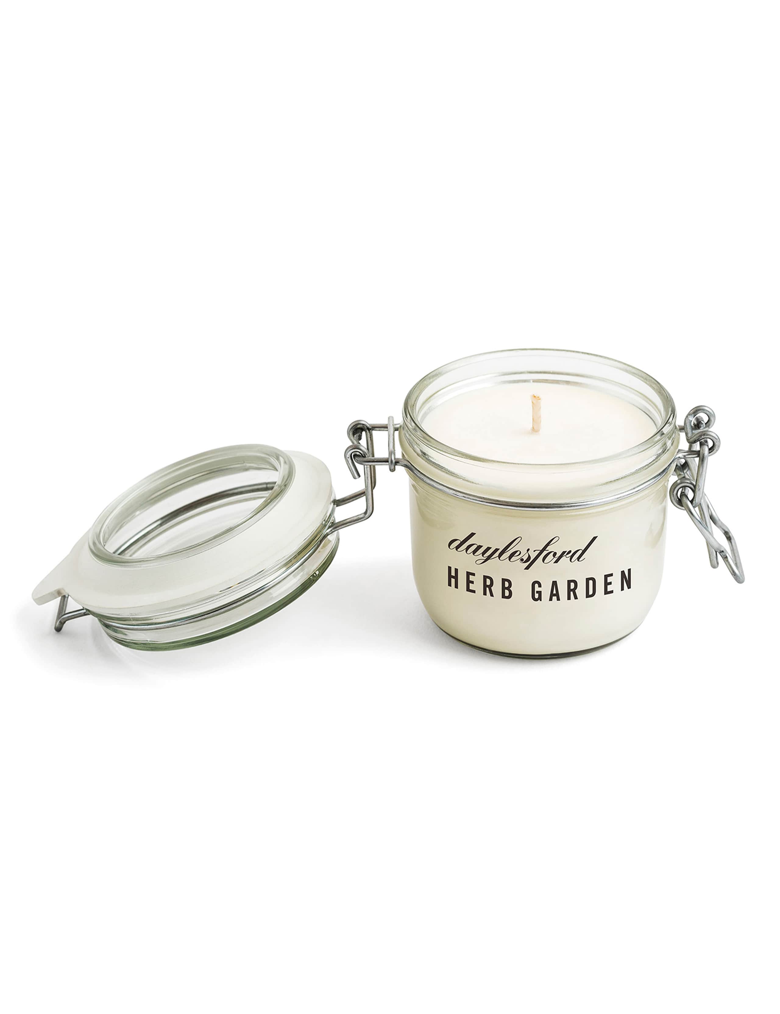 Botanical Herb Garden Medium Candle 180g