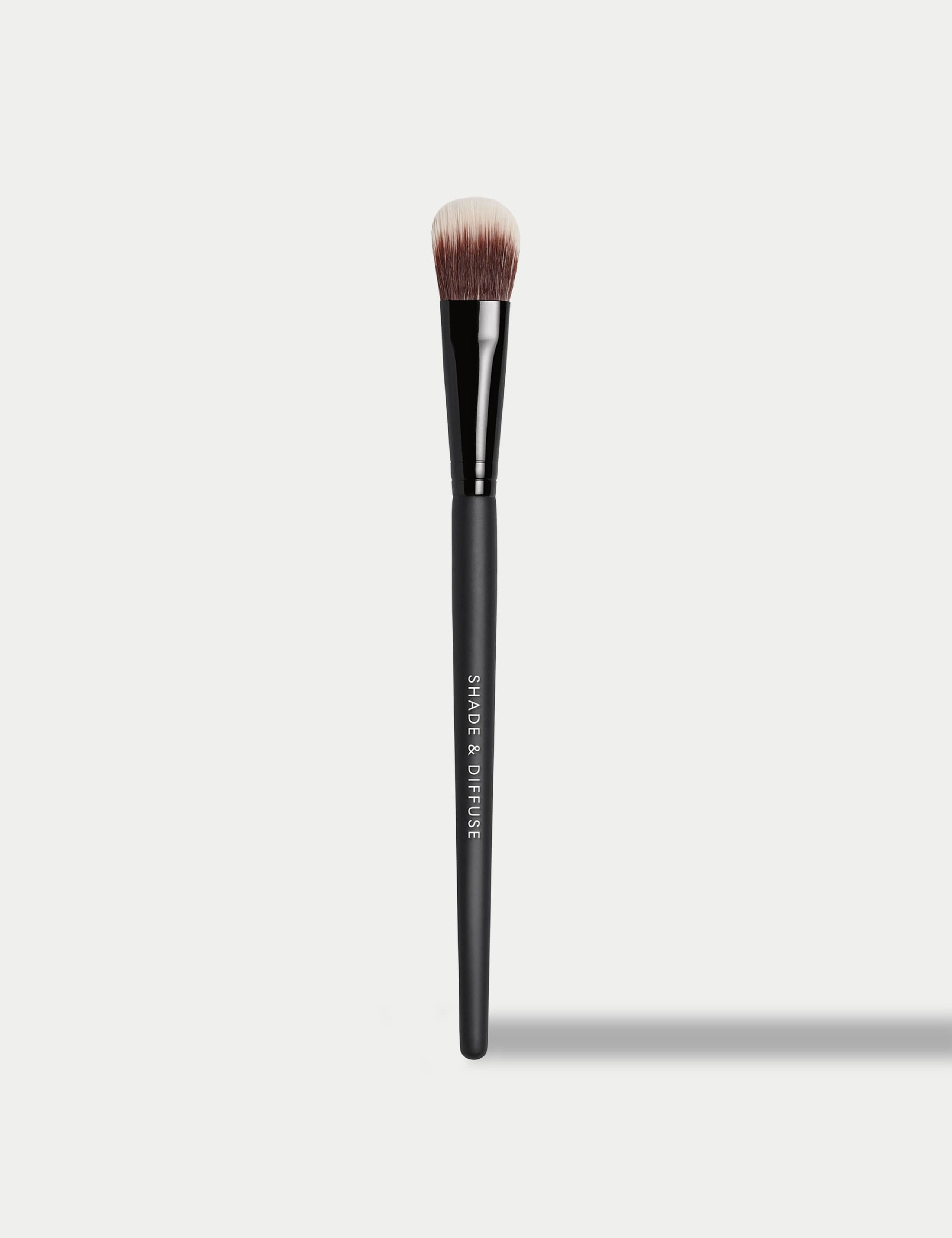Shade & Diffuse Eye Brush