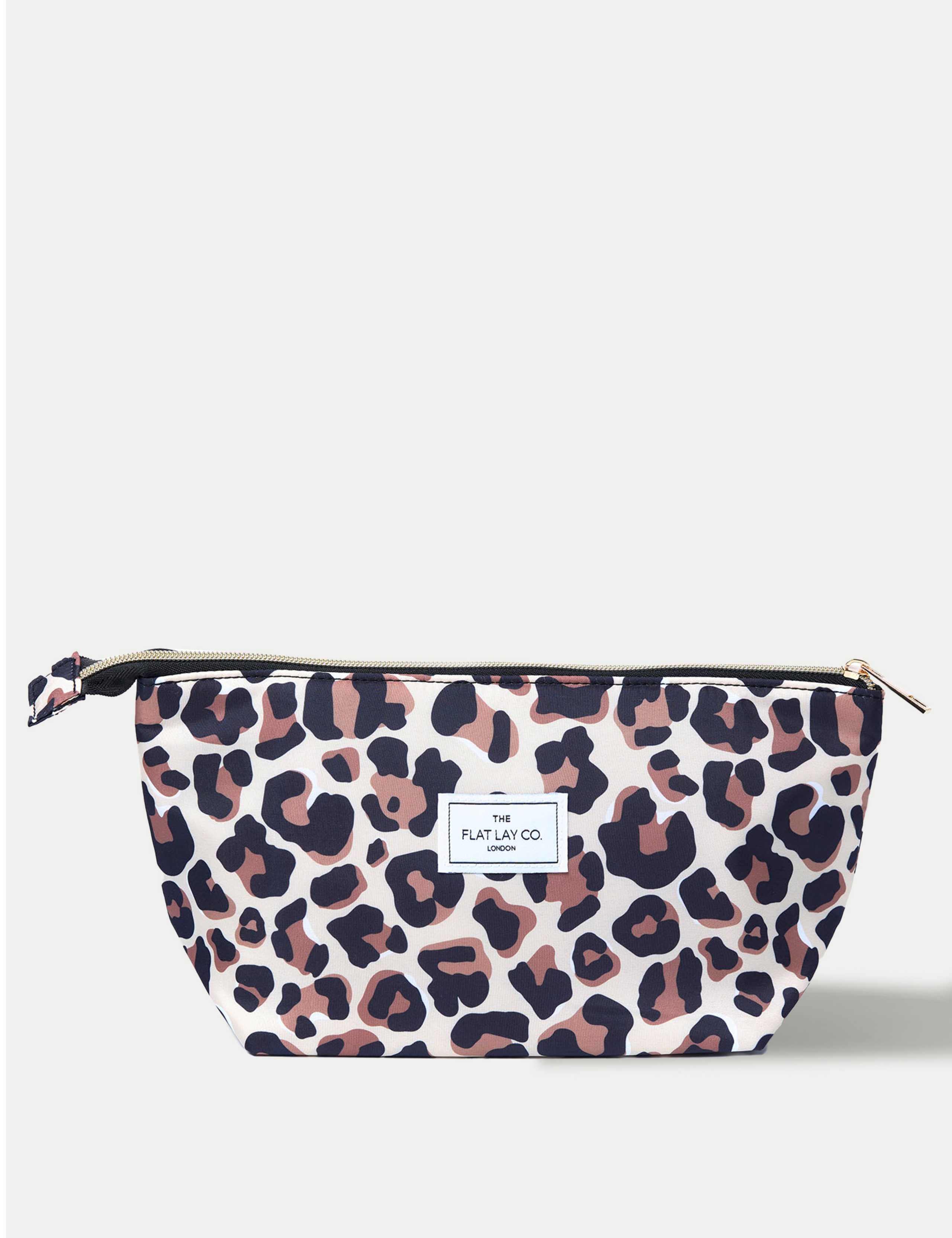 Essential Makeup Pouch In Leopard Print