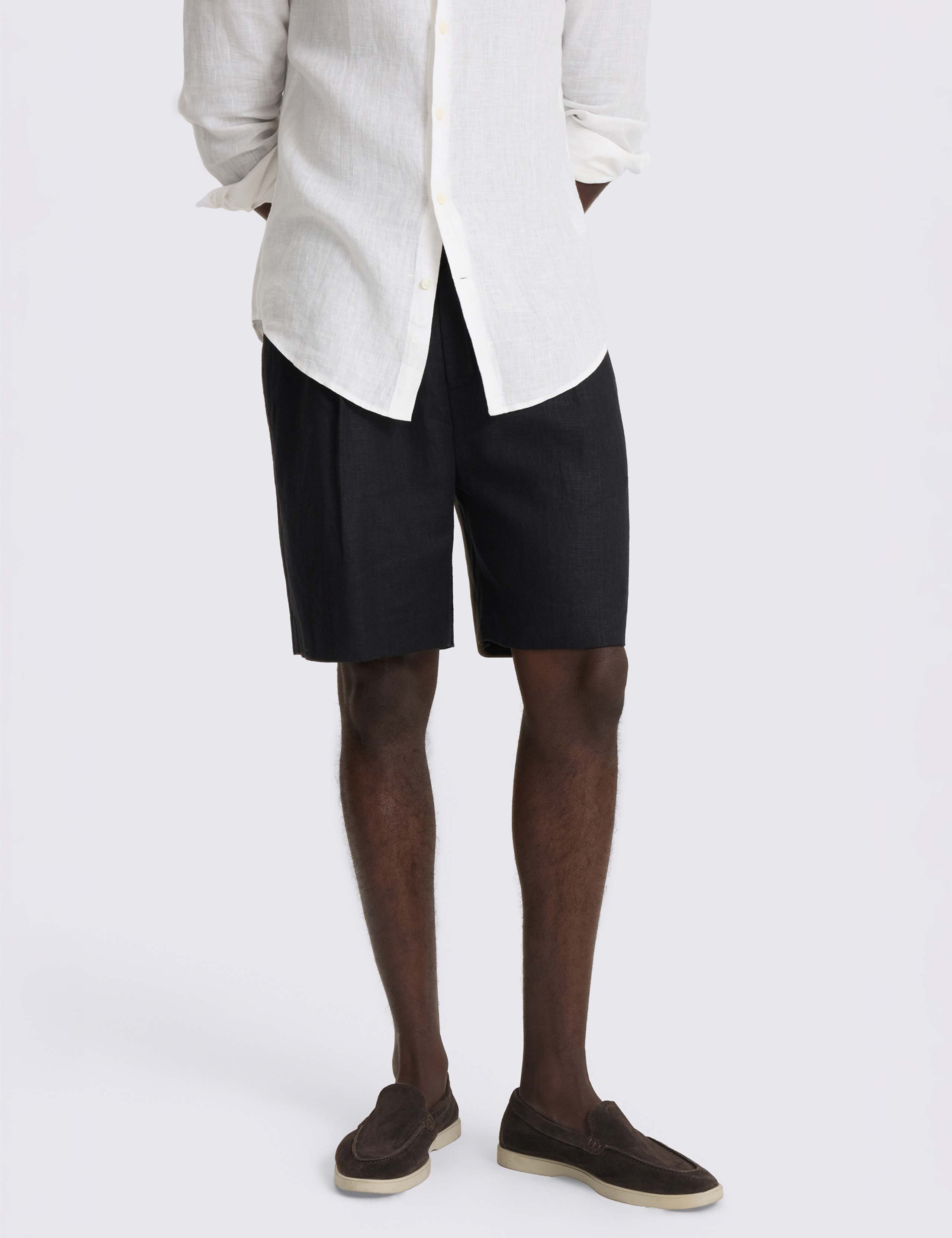 Linen Rich Single Pleat Lightweight Shorts