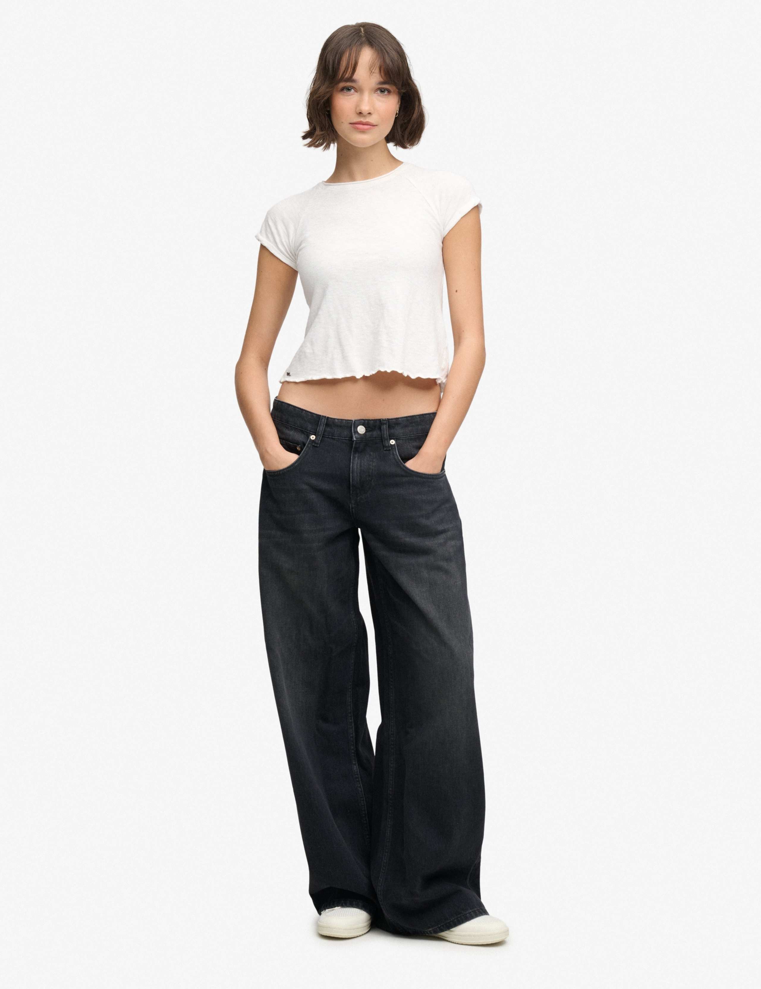 Mid Rise Wide Leg Jeans