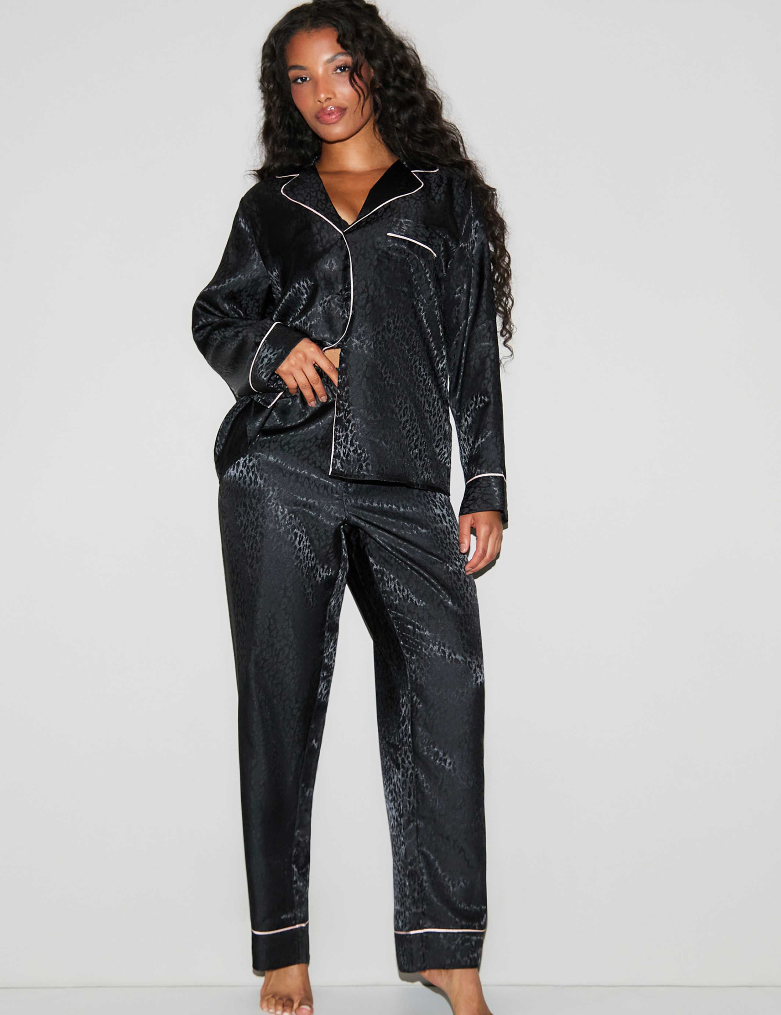 Satin Leopard Jacquard Revere Pyjama Set