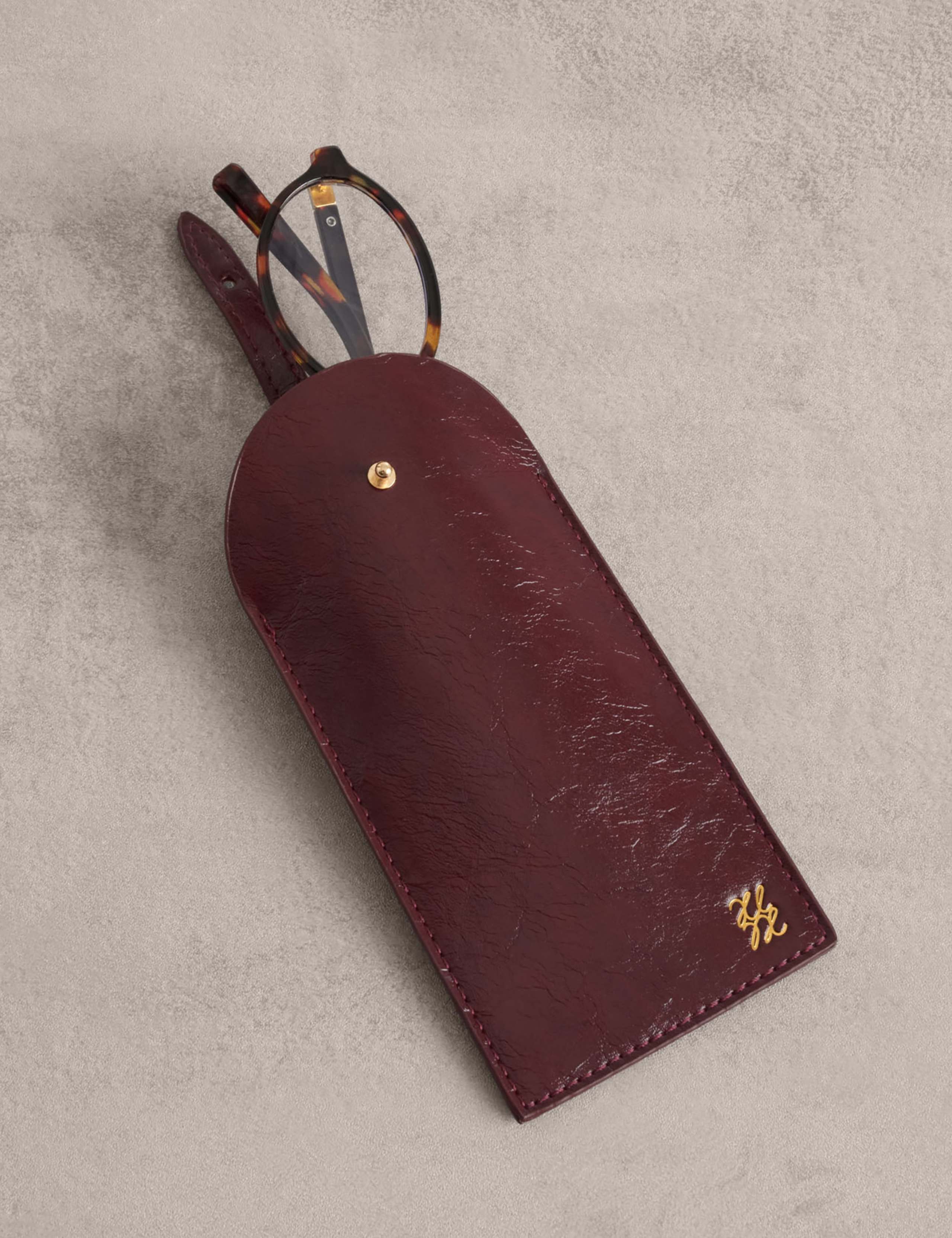 Faux Leather Patent Crackle Glasses Sleeve