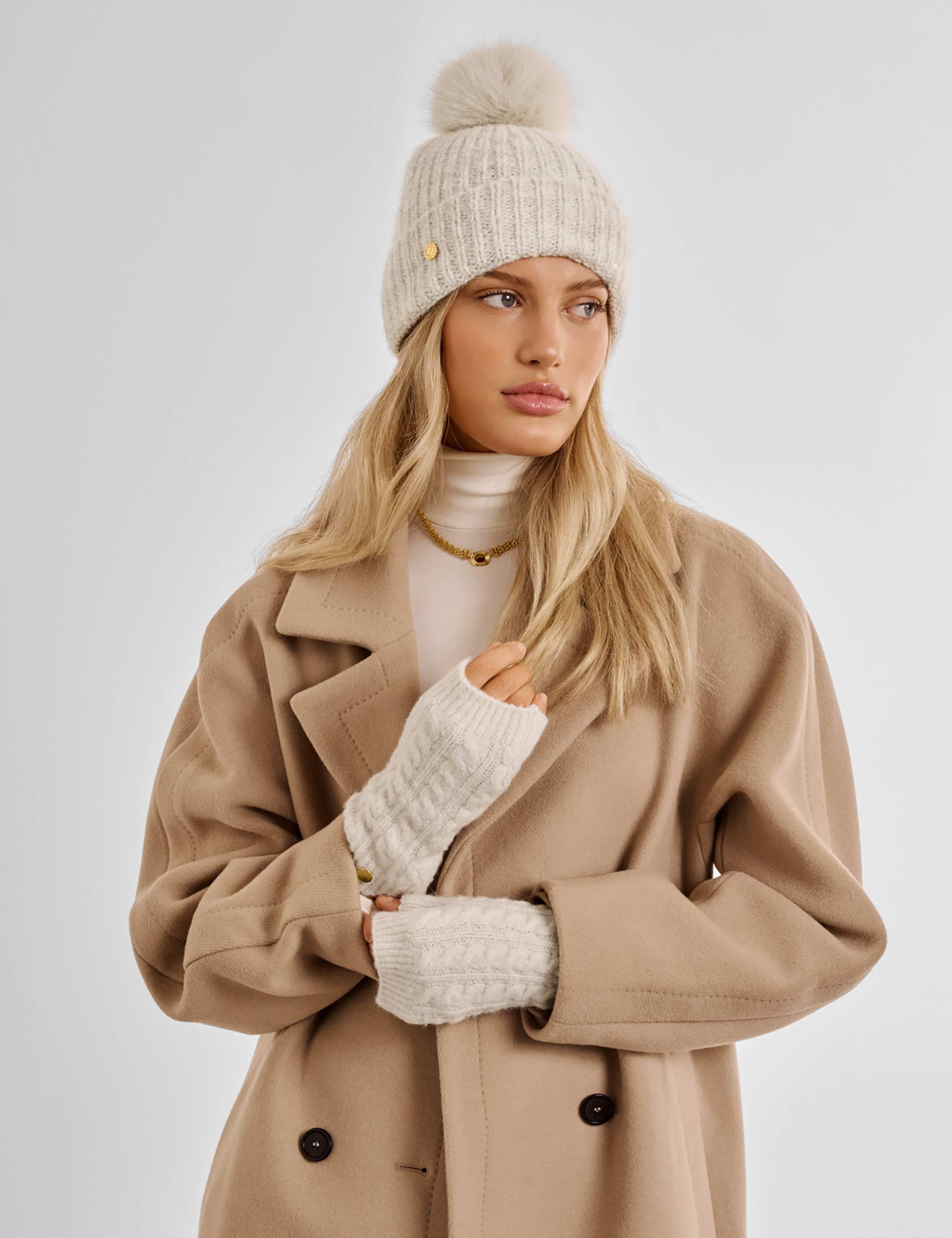Cable Knit Handwarmer Gloves