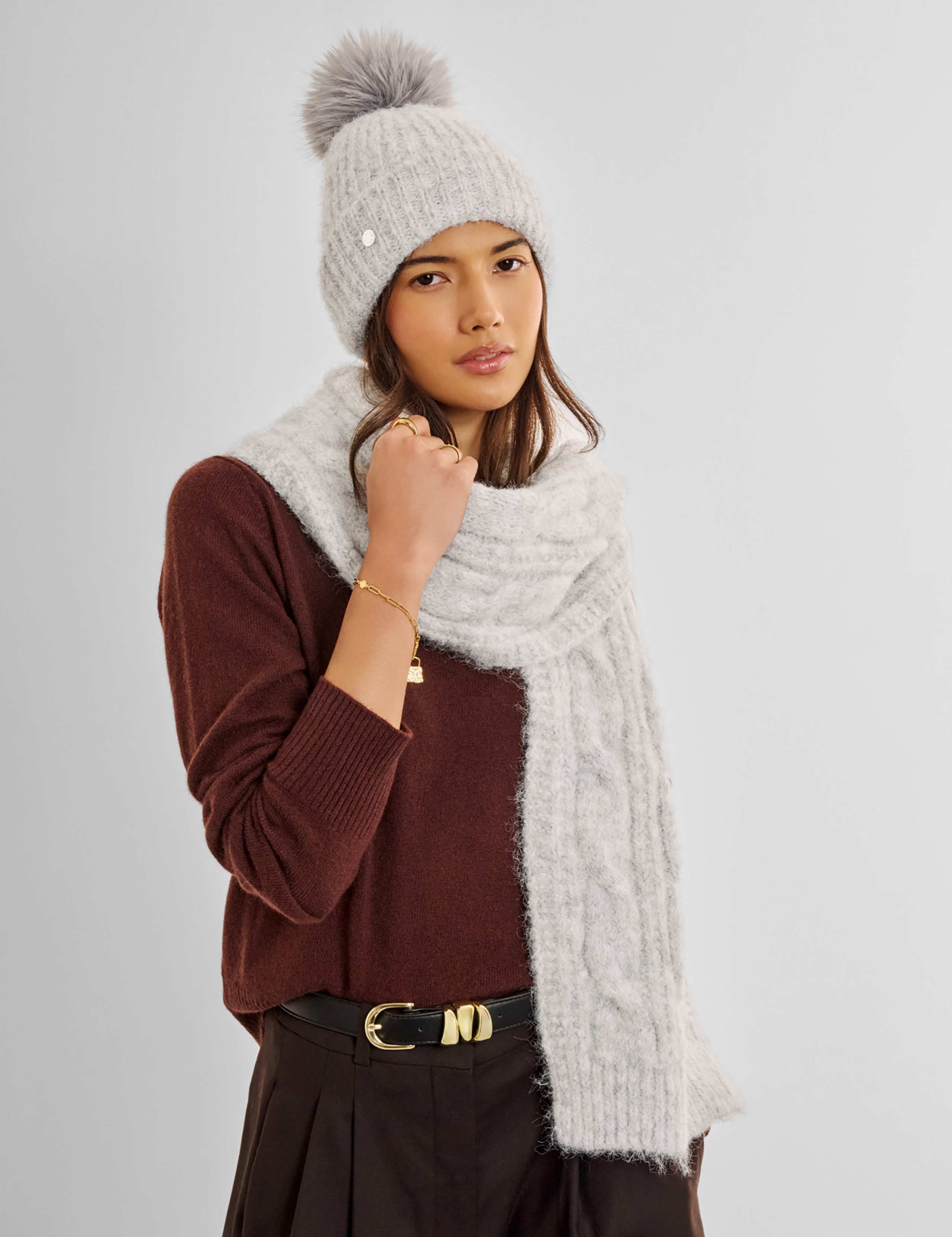 Cable Knit Scarf with Wool