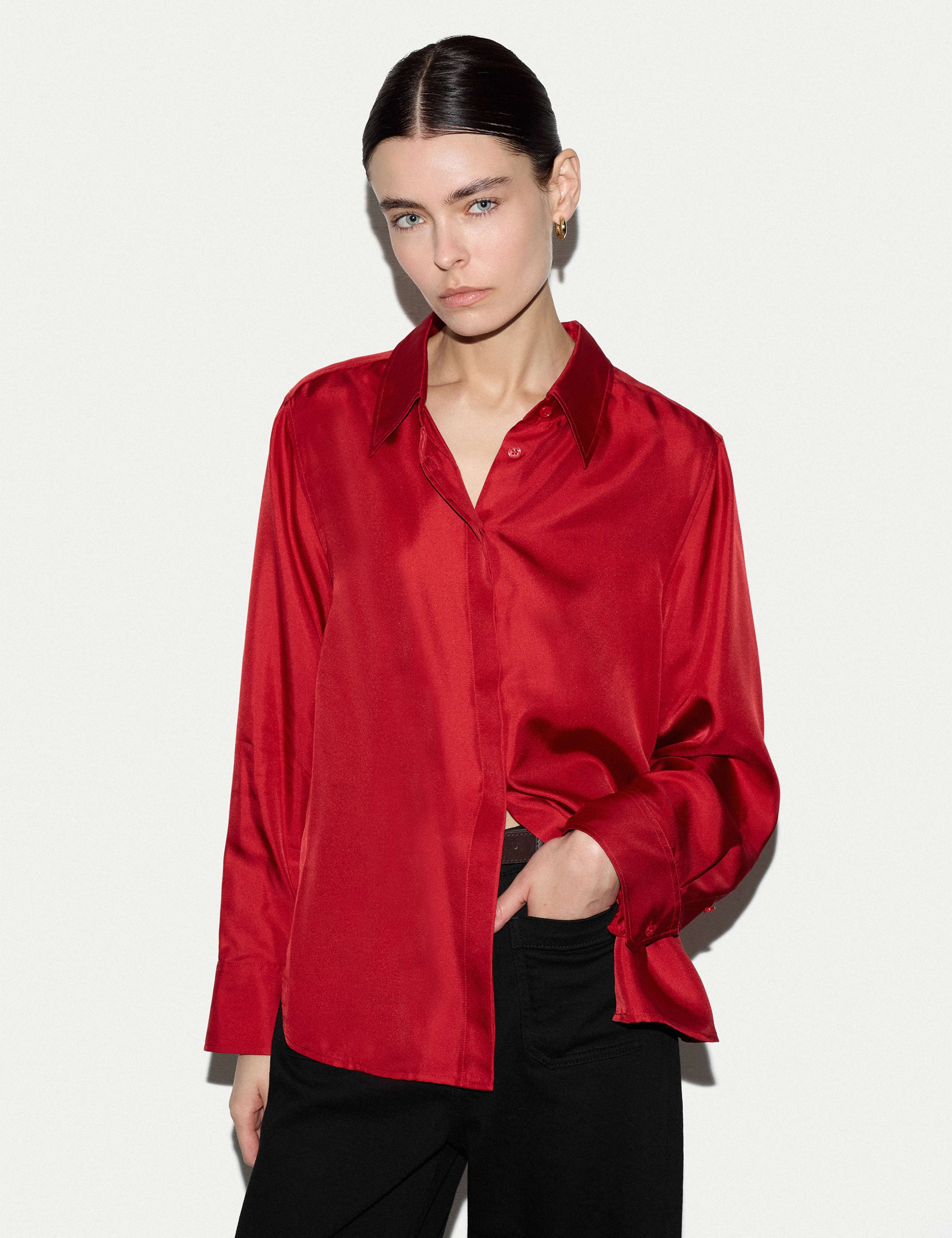 Pure Silk Collared Relaxed Shirt