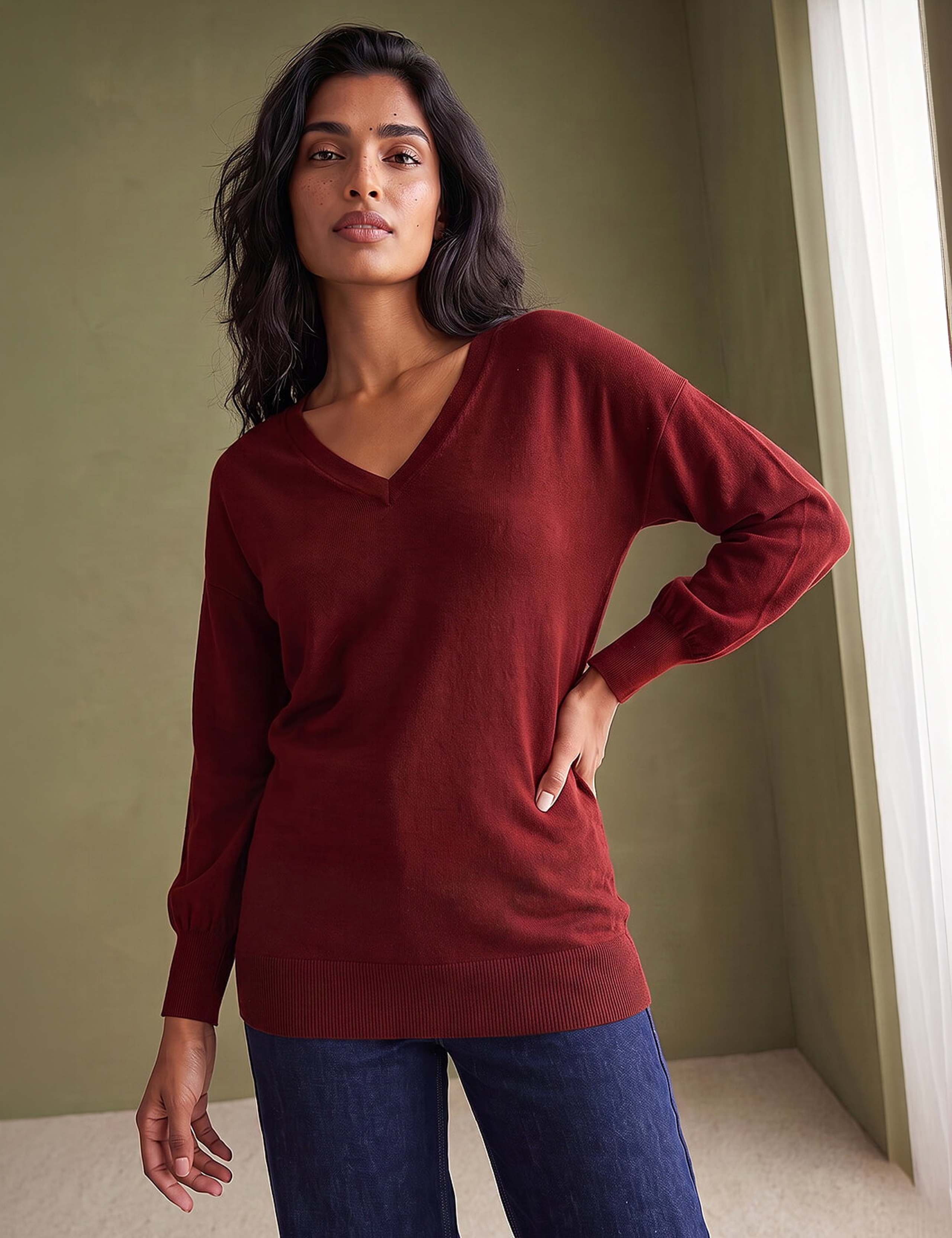 V-Neck Jumper