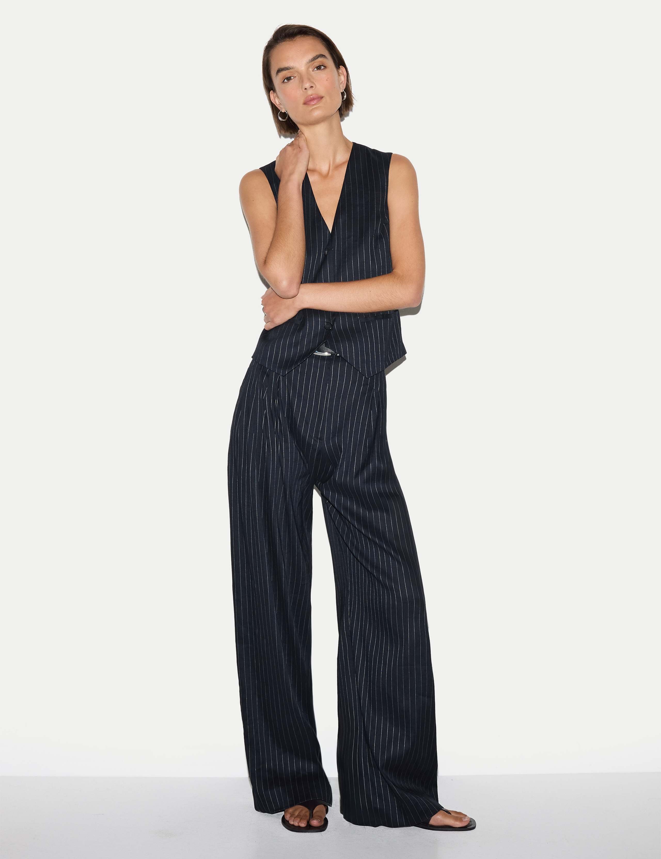 Linen Blend Pinstripe Pleat Front Wide Leg Trousers