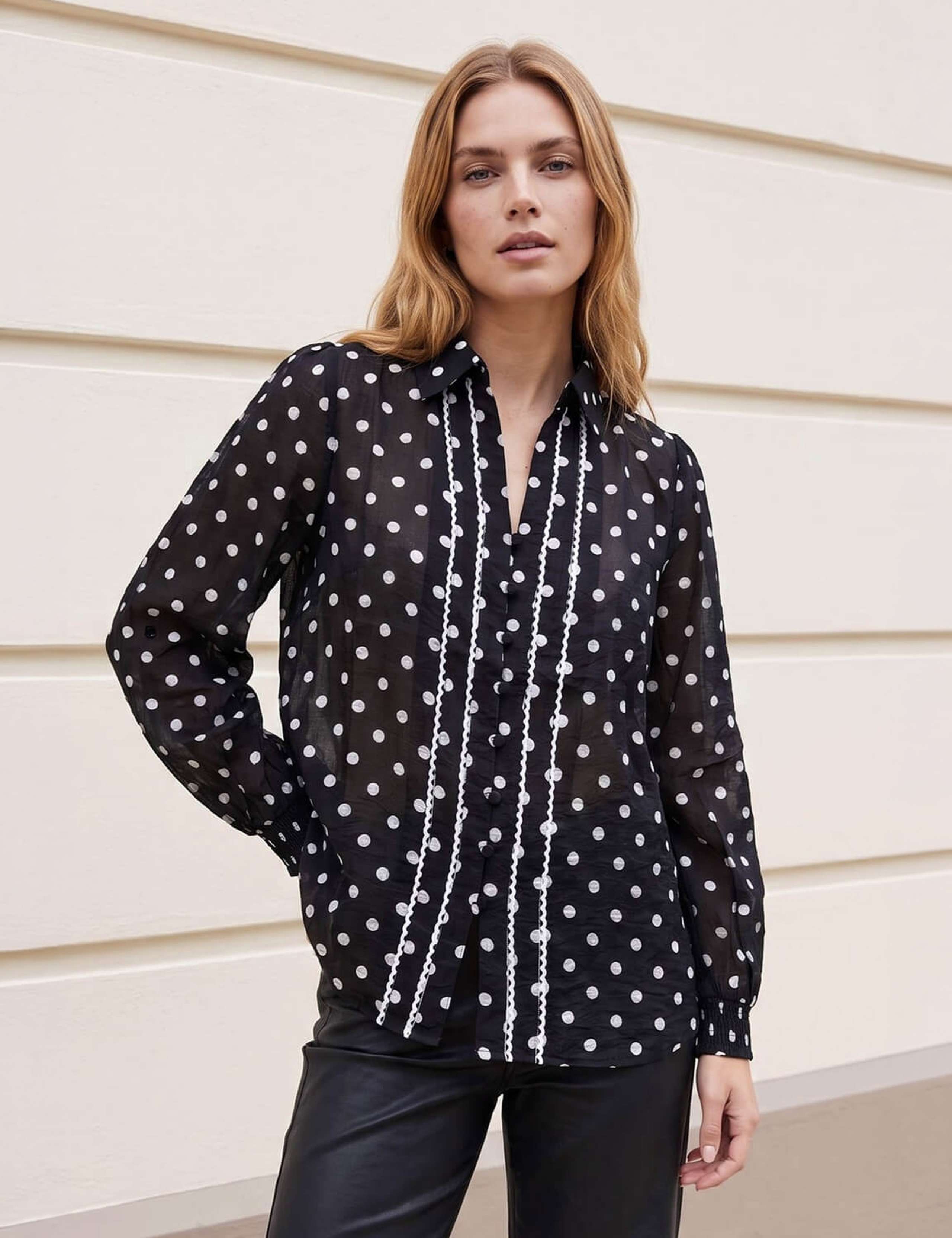 Spot Print Trim Shirt