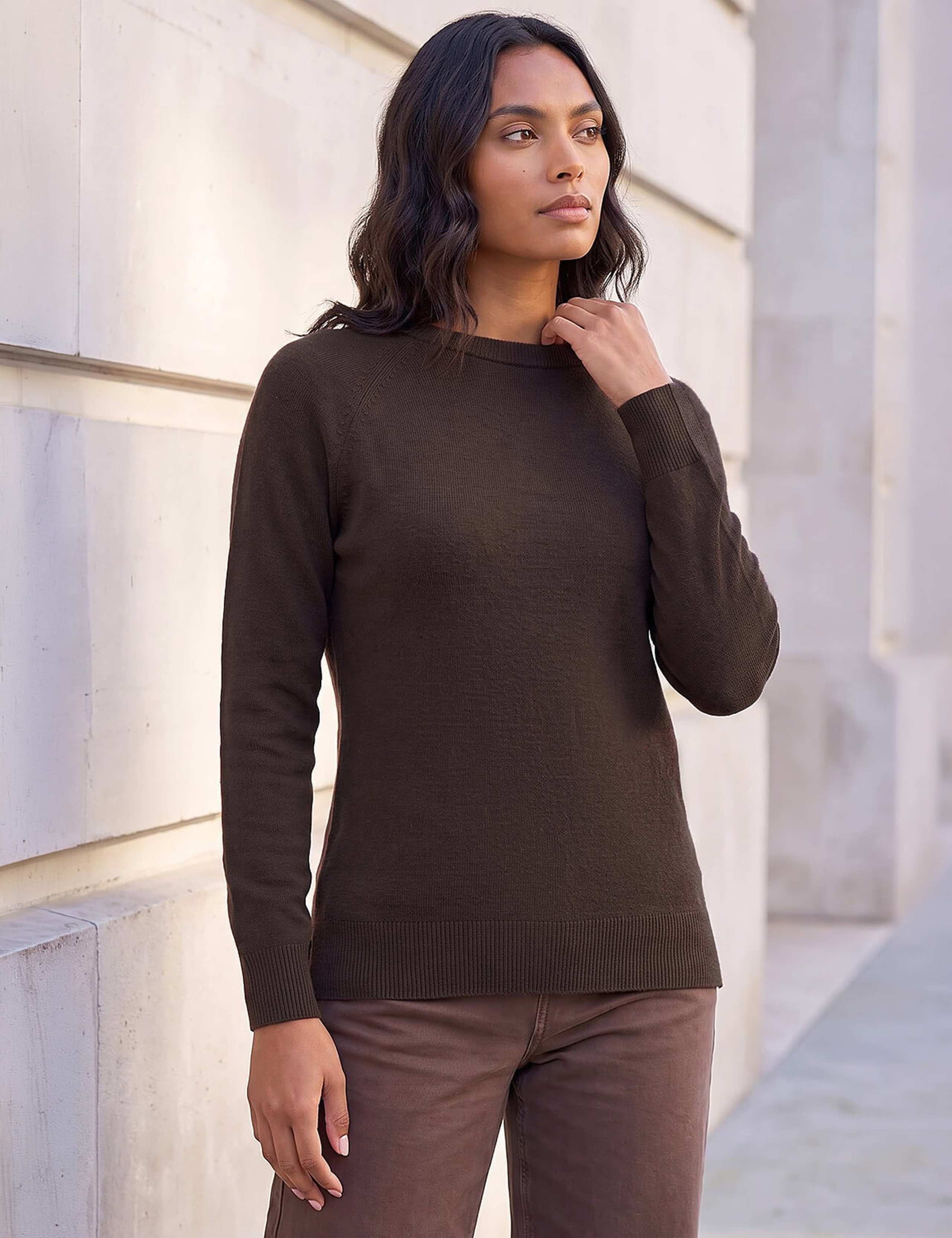 Round Neck Split Hem Jumper
