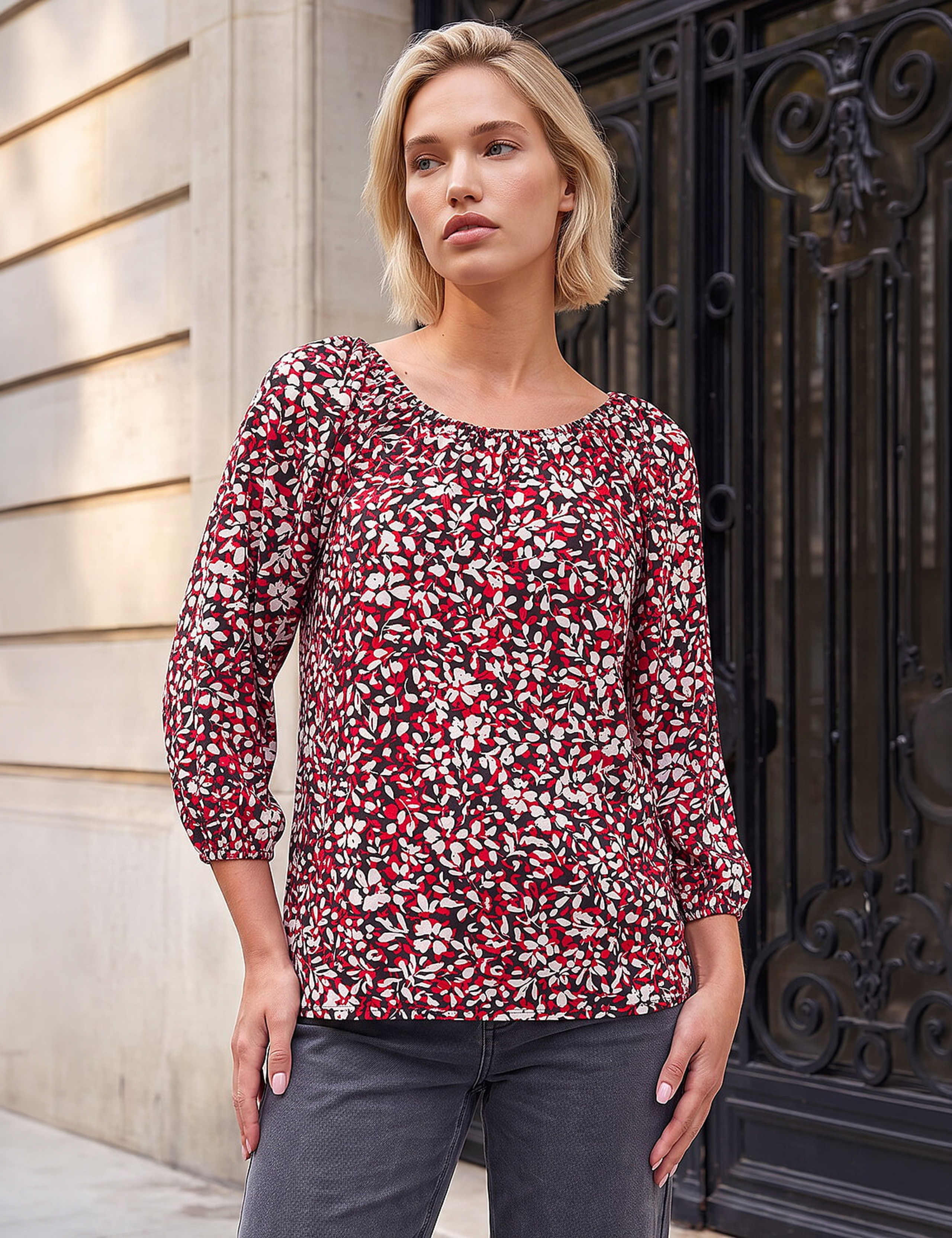 Floral Collared Fitted Top