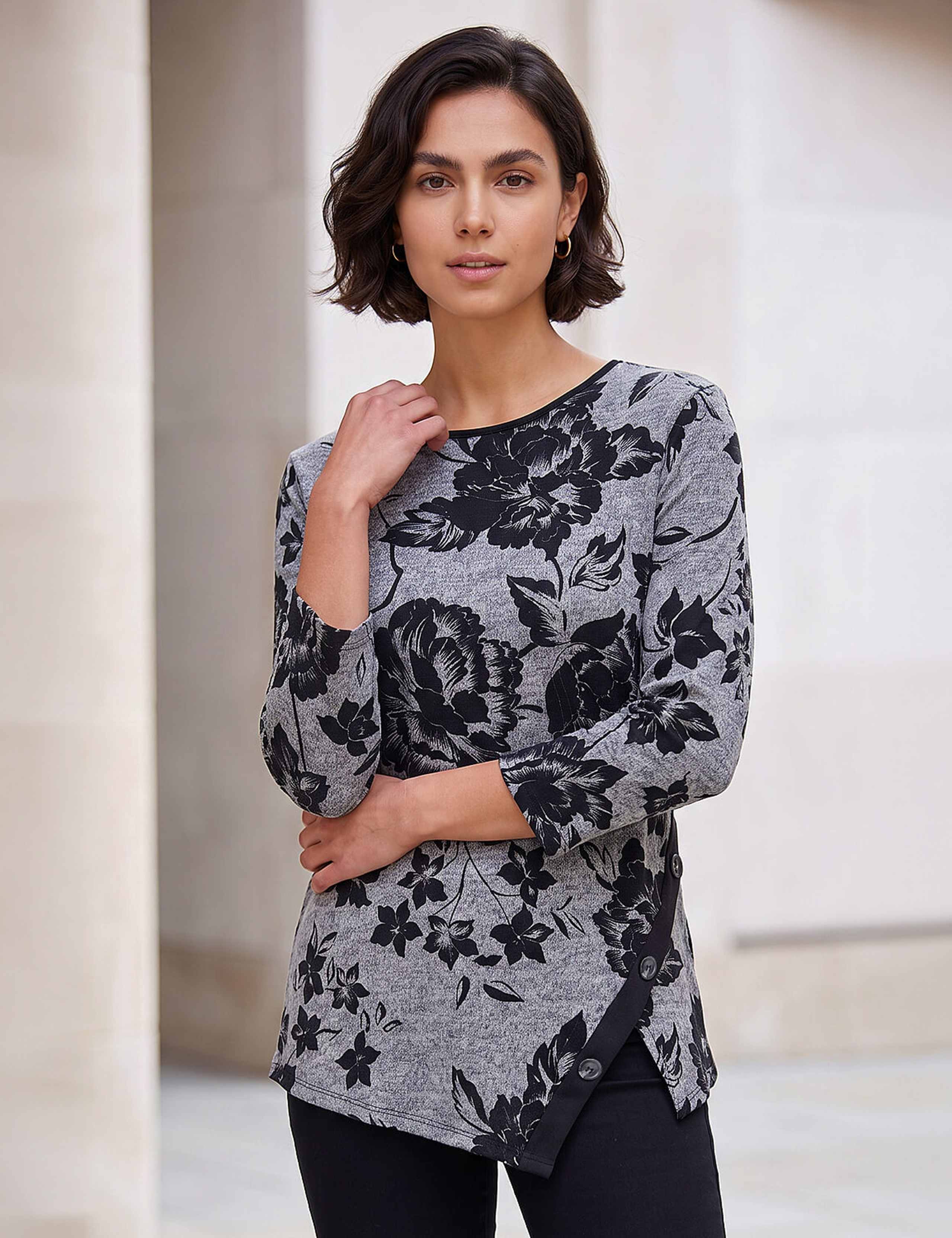 Floral Collared Scarf Detail Top