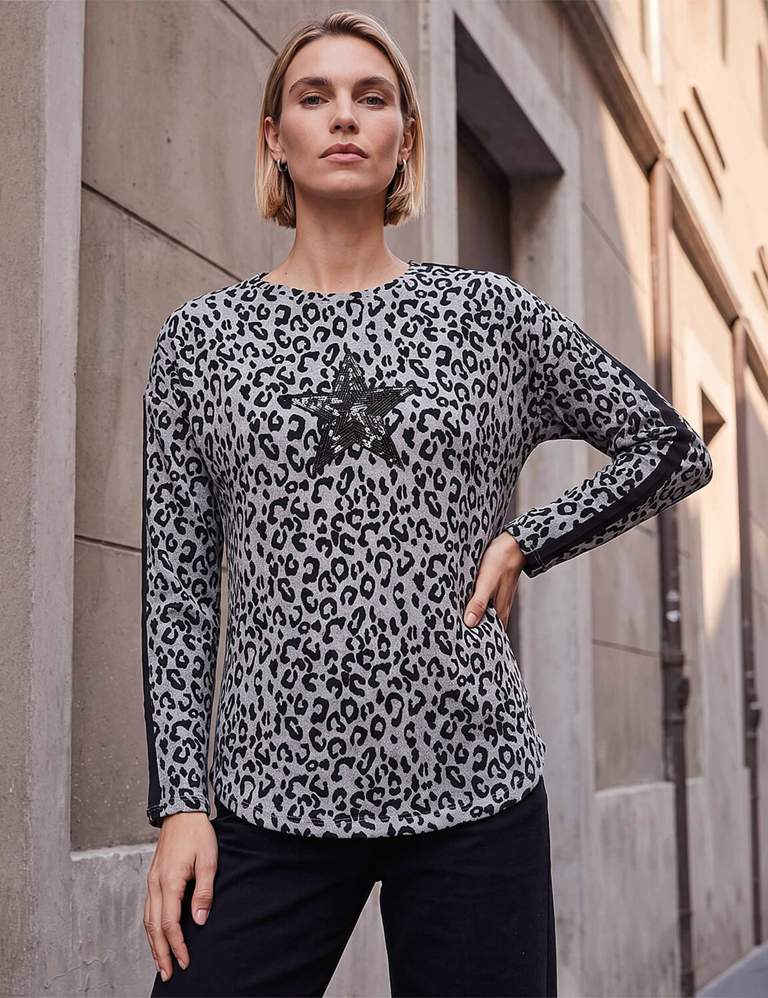 Jersey Animal Print Sequin Star Top