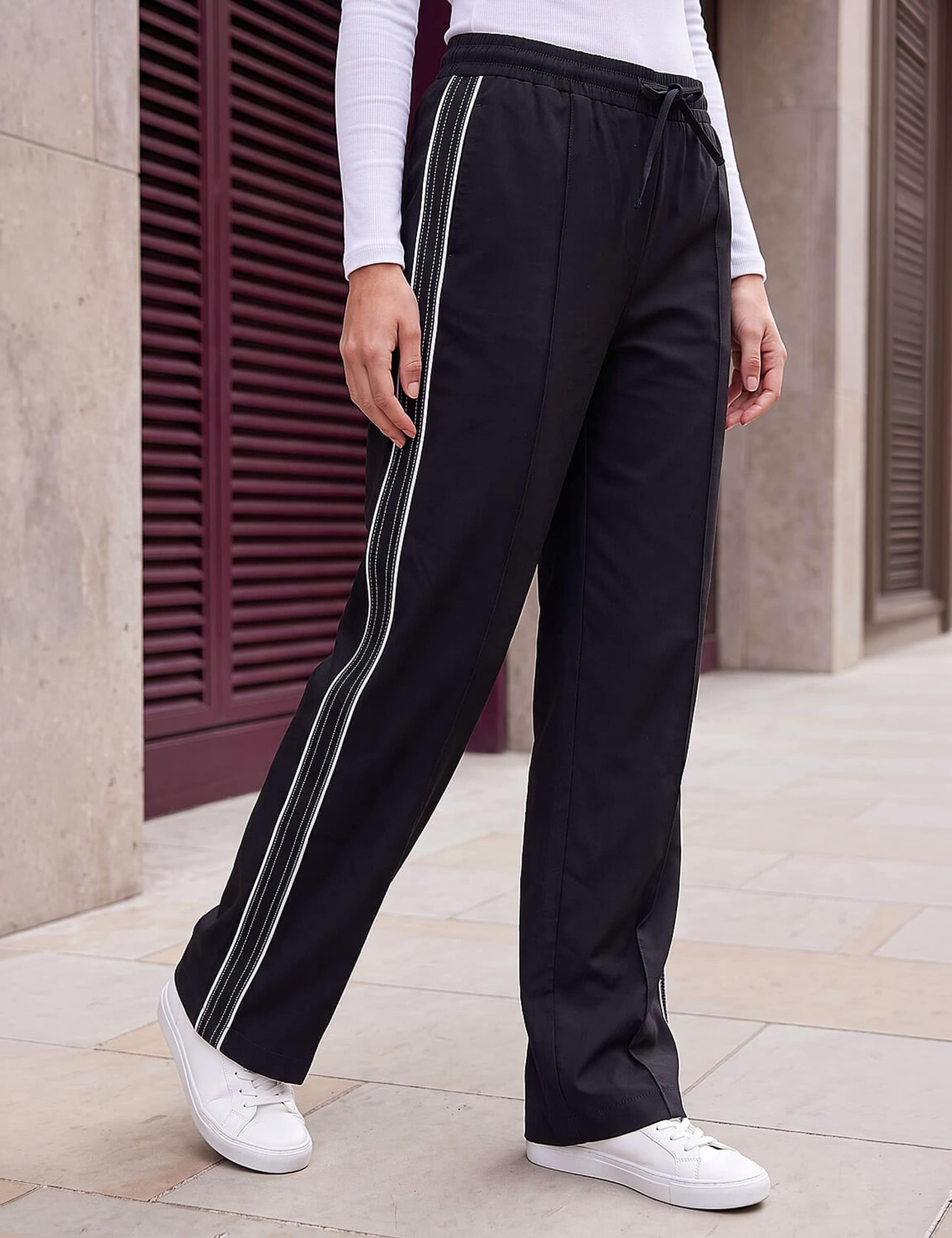 Pintuck Stitch Detail Trousers