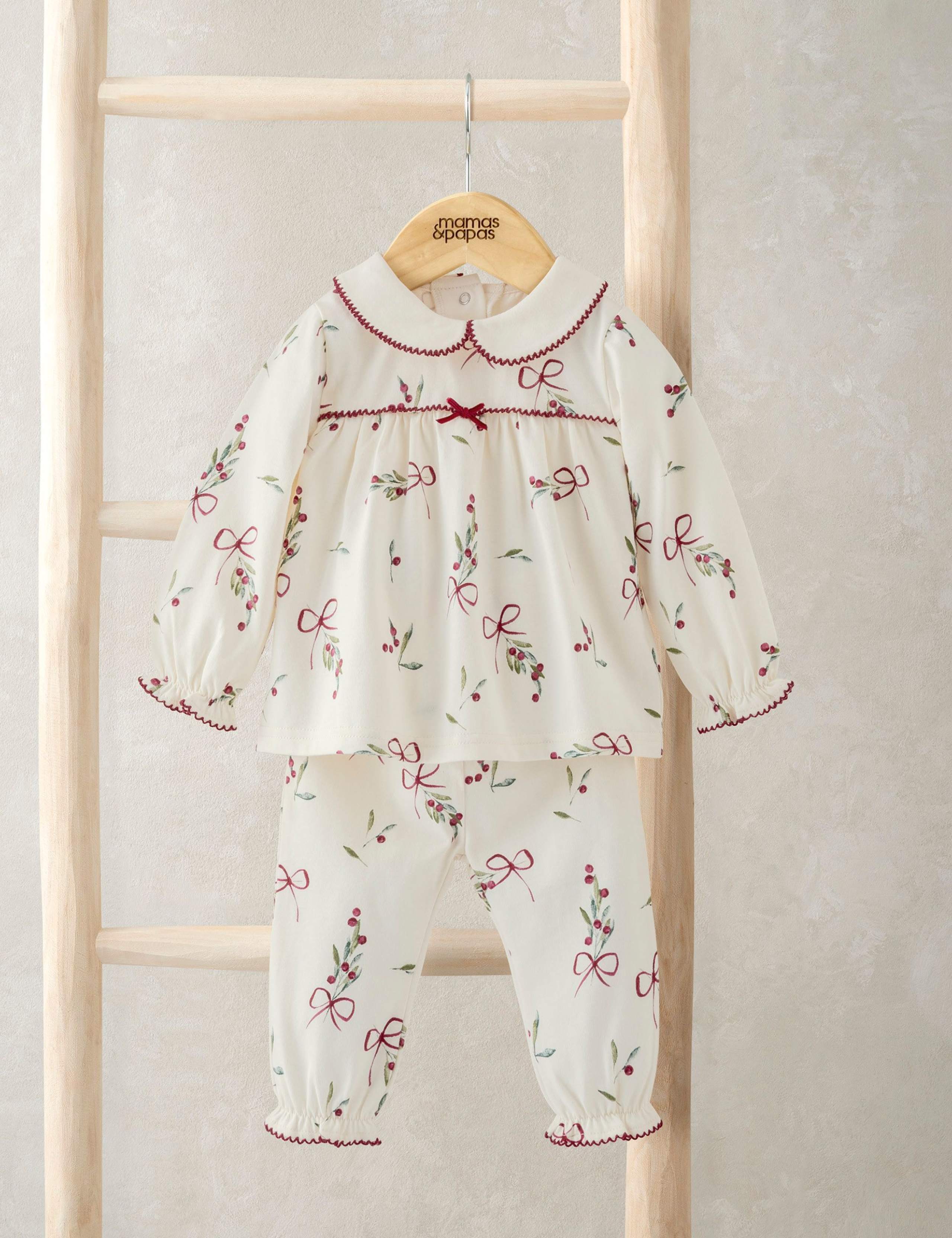Pure Cotton Mistletoe Print Christmas Pyjamas (0 Mths-3 Yrs)