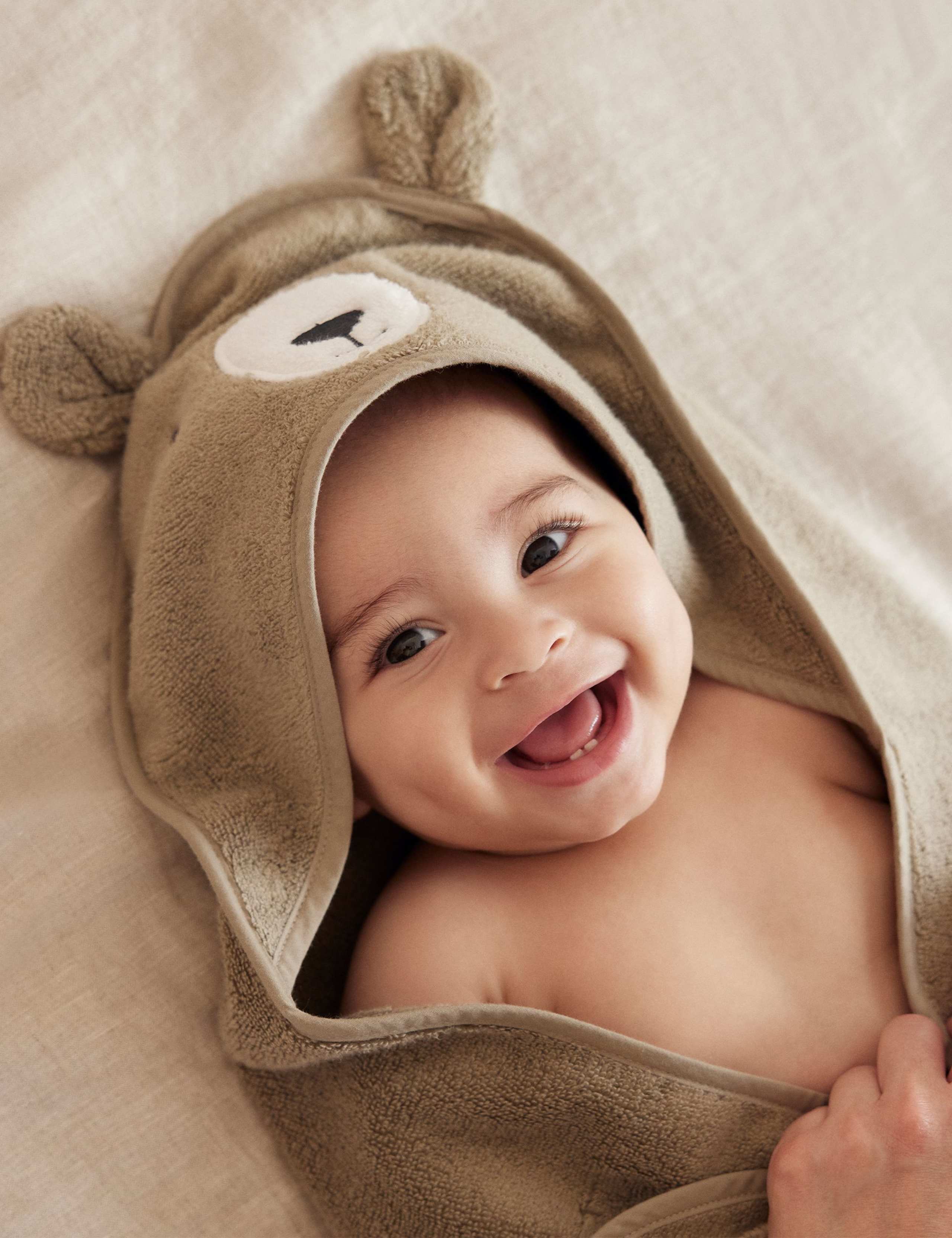 Pure Cotton Bear Hooded Baby Towel